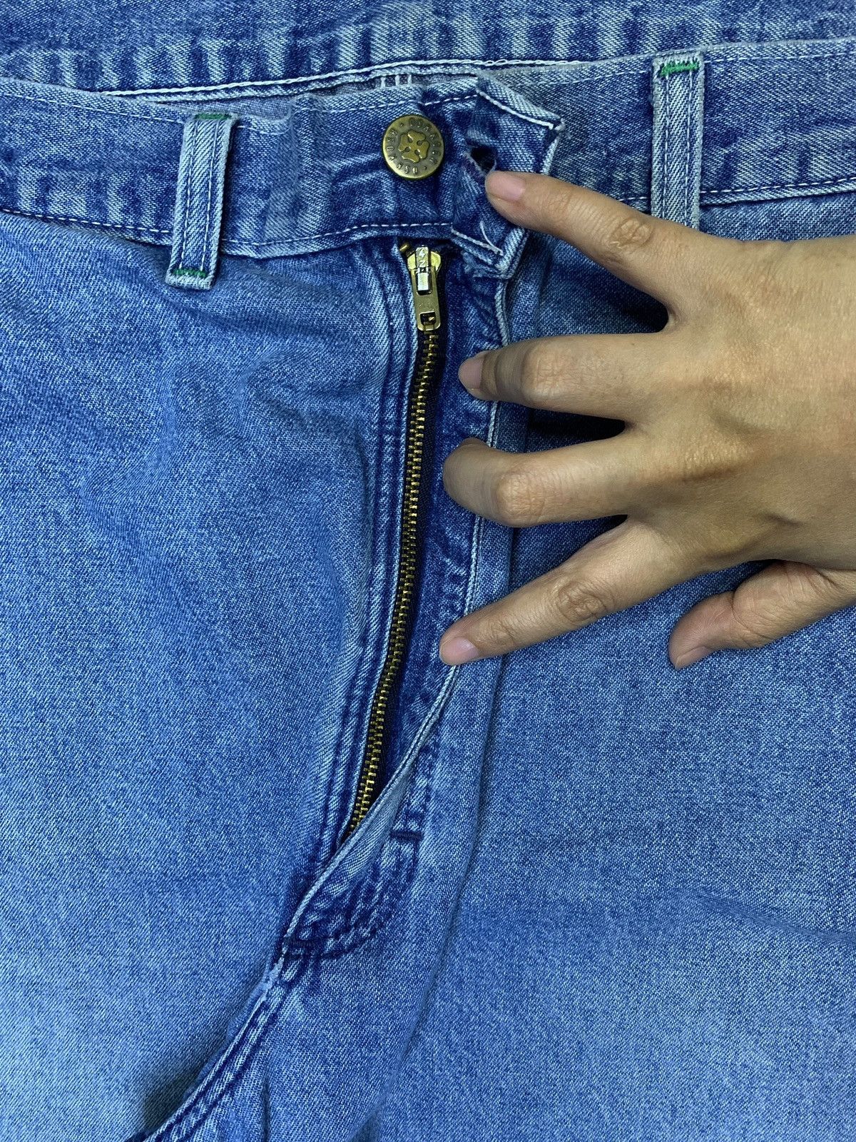 Oshkosh SALES🔥 Oshkosh Blue Wash Distress Baggy Carpenter Jeans Size US 30 / EU 46 - 3 Thumbnail