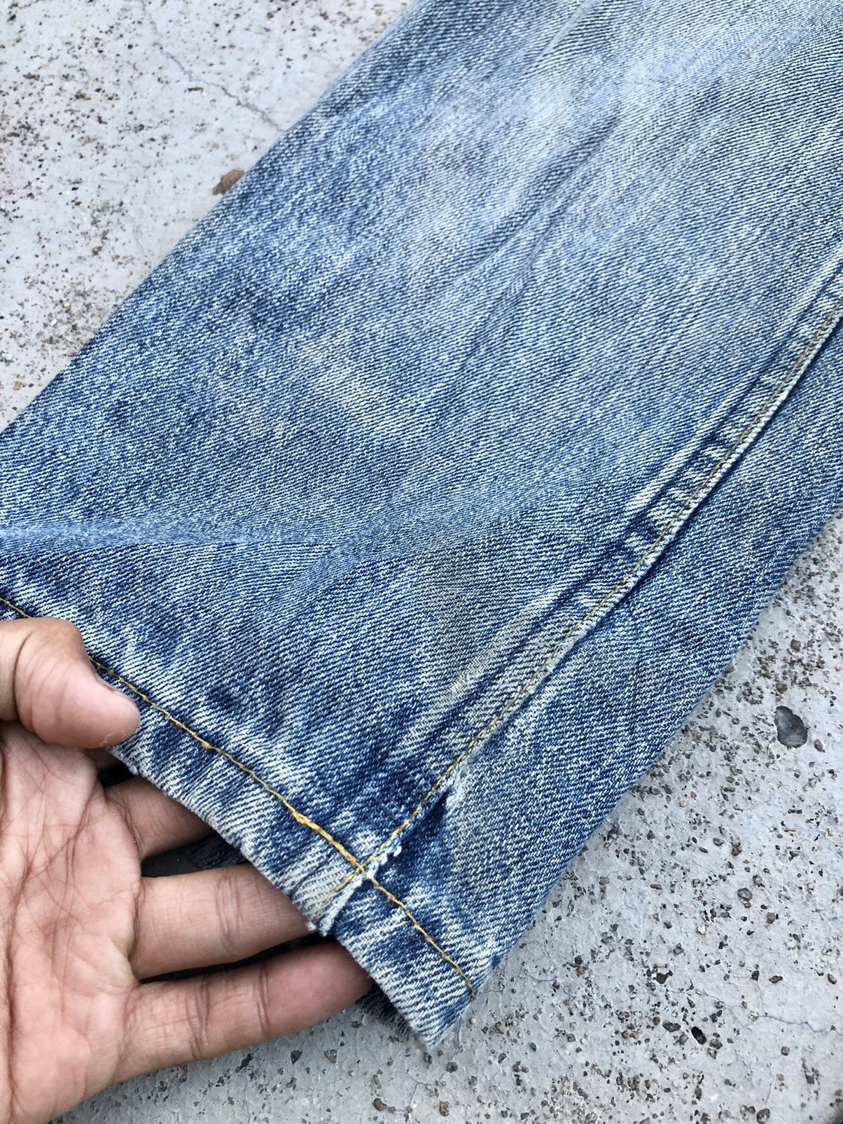 Helmut Lang VTGE HELMUT LANG DISTRESSED DENIM Size US 30 / EU 46 - 10 Thumbnail