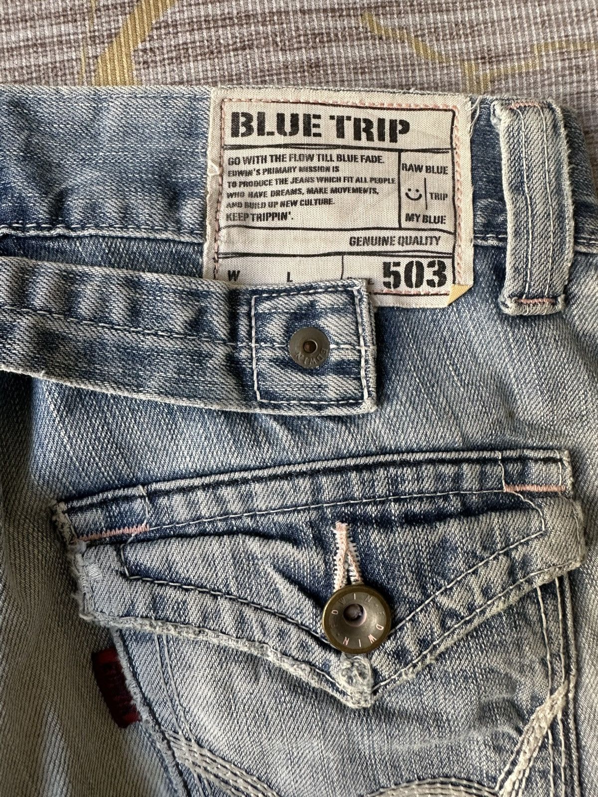 Edwin FLARE Edwin Blue Trip 503 Buckle Back Faded Distressed Denim Size US 28 / EU 44 - 18 Thumbnail