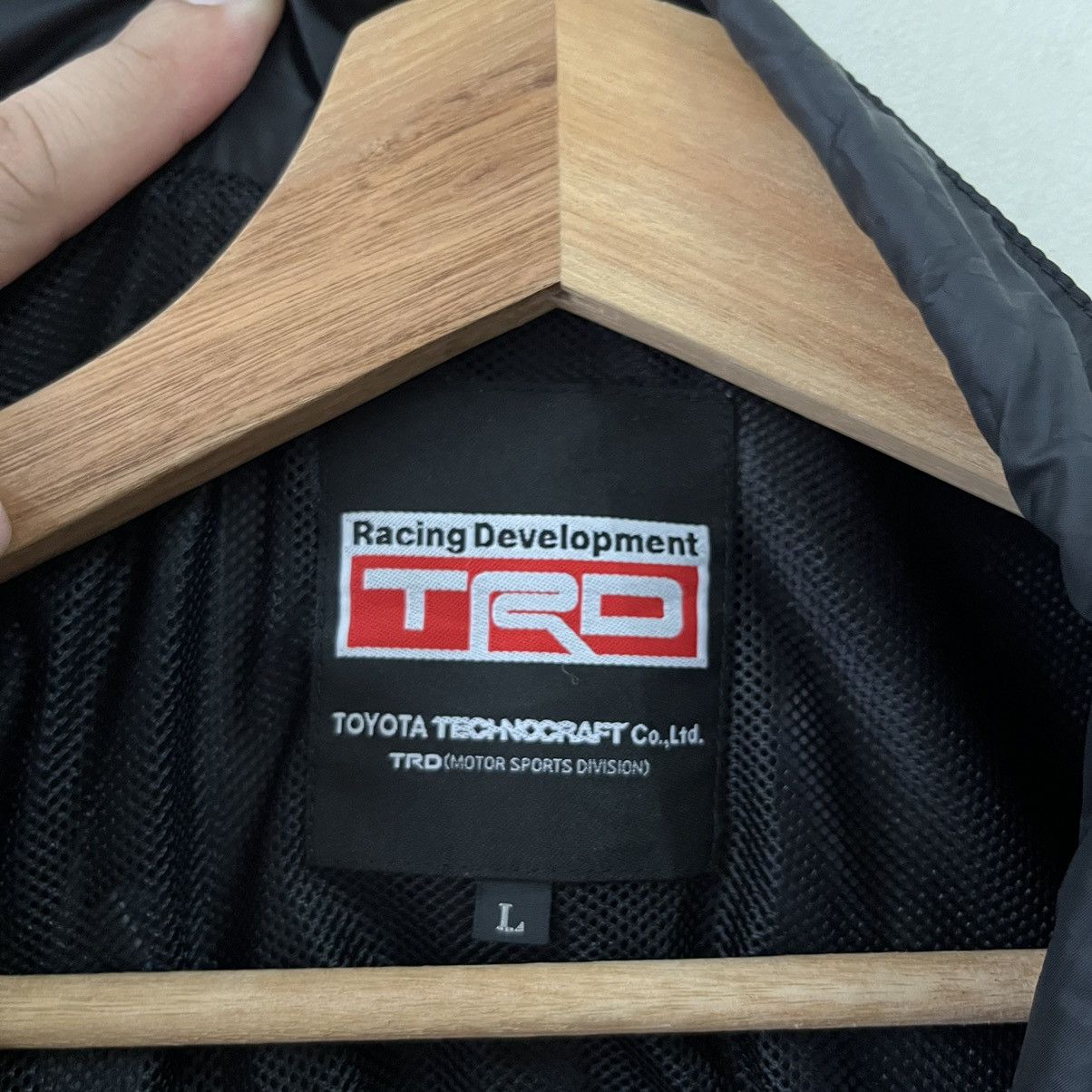Vintage Vintage Toyota TRD Windbreaker Size US M / EU 48-50 / 2 - 4 Thumbnail