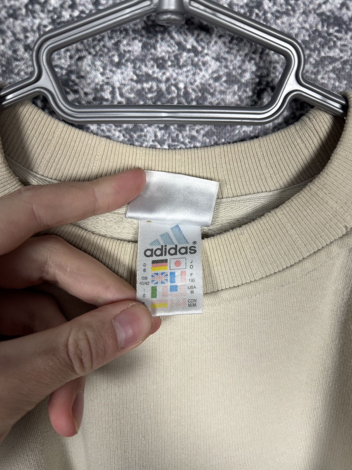 Adidas Adidas Vintage 90s Sweatshirt Big Embroidered Logo Size M Size US M / EU 48-50 / 2 - 8 Thumbnail
