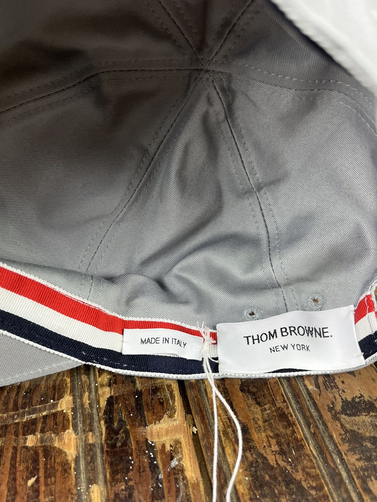 Thom Browne Thom Browne Grey 6-Panel Baseball Cap Size ONE SIZE - 4 Thumbnail