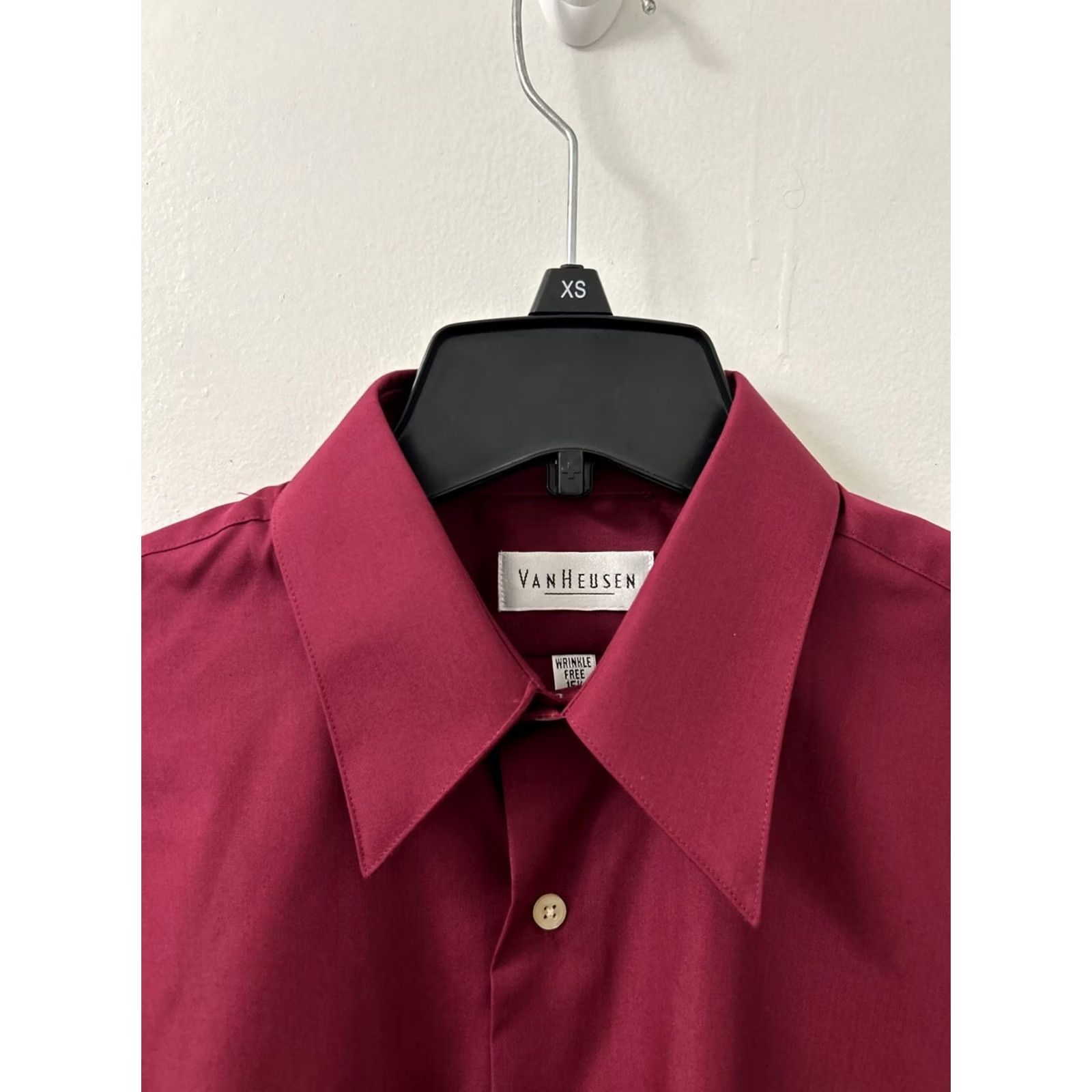 Van Heusen Van Heusen Poplin Shirt Mens M 15.5 32/33 Red Wrinkle Free Button Up L/S Dress Shirt Long Sleeve Collared Pocket Barrel Cuff Size US M / EU 48-50 / 2 - 5 Thumbnail