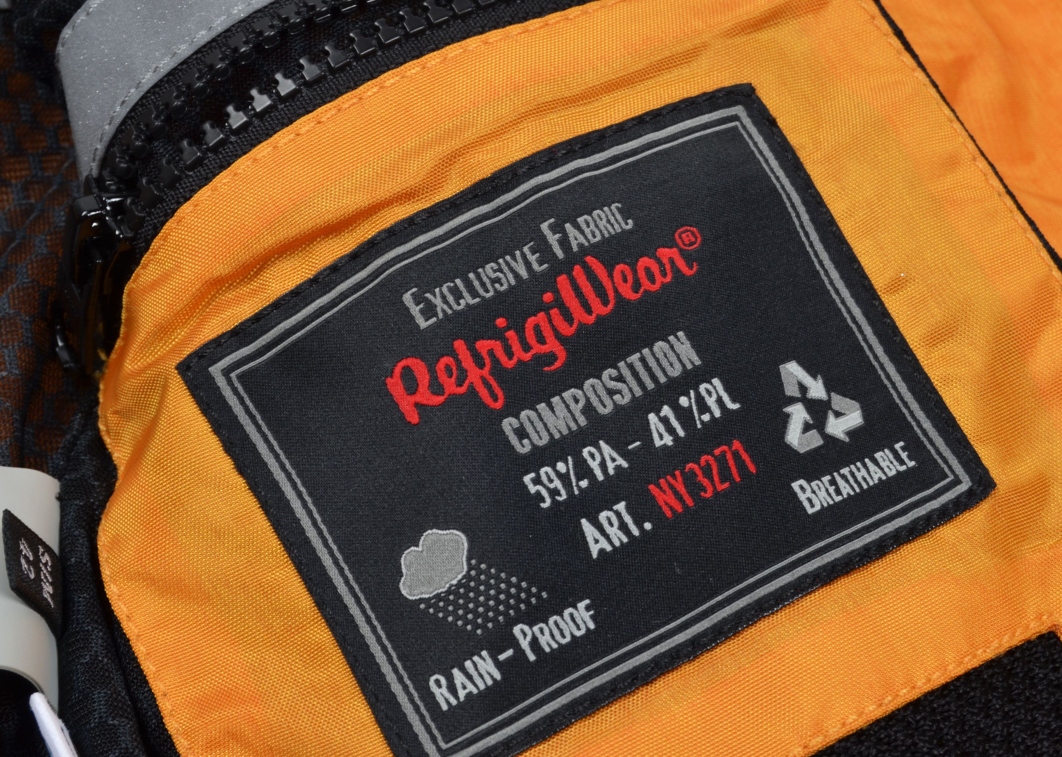 Miss Sixty Refrigewear by Miss Sixty Y2K Waterproof Bomber Jacket Size S / US 4 / IT 40 - 7 Thumbnail