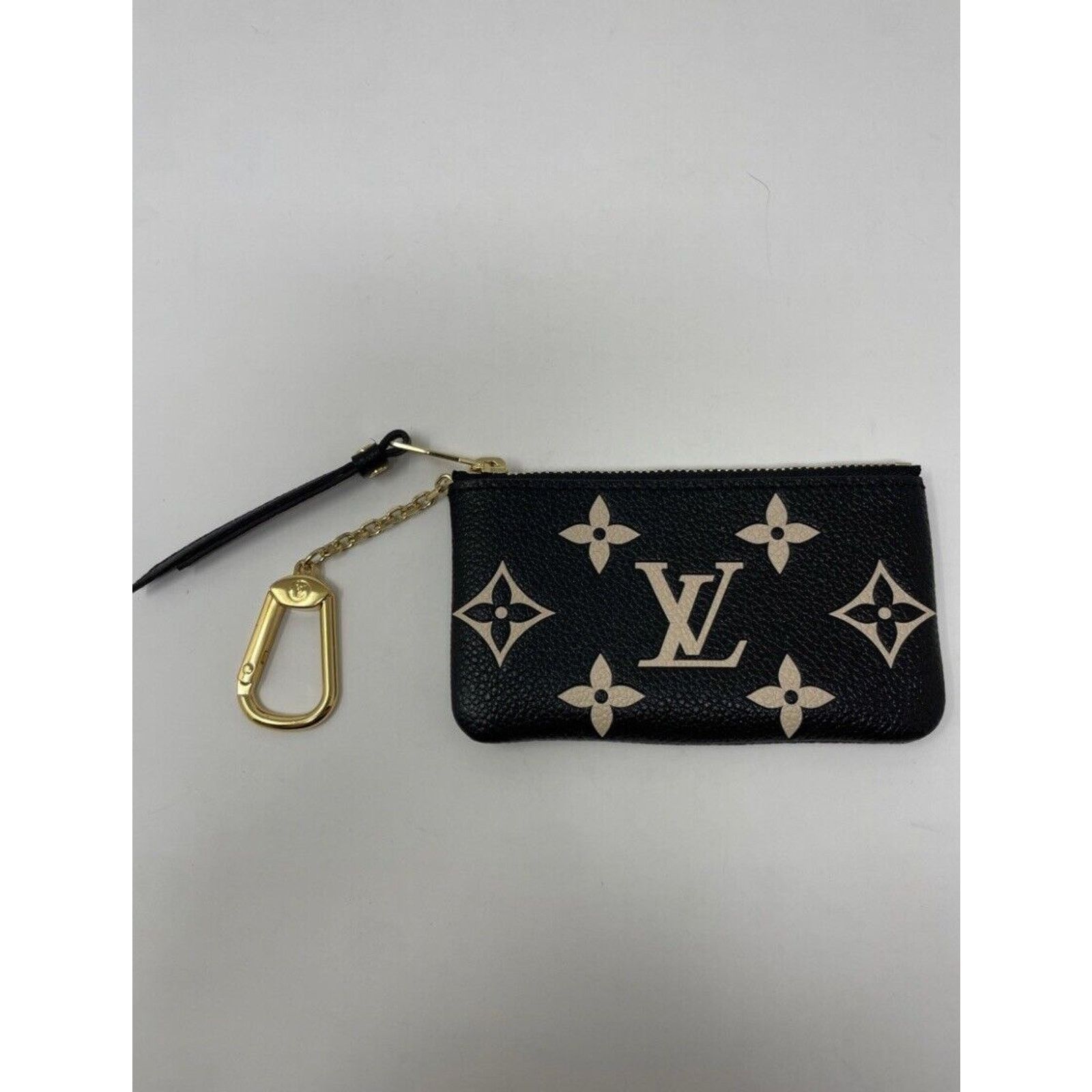 Louis Vuitton Louis Vuitton M80885 Bicolor KEY CLES POUCH BNIB Size ONE SIZE - 7 Thumbnail