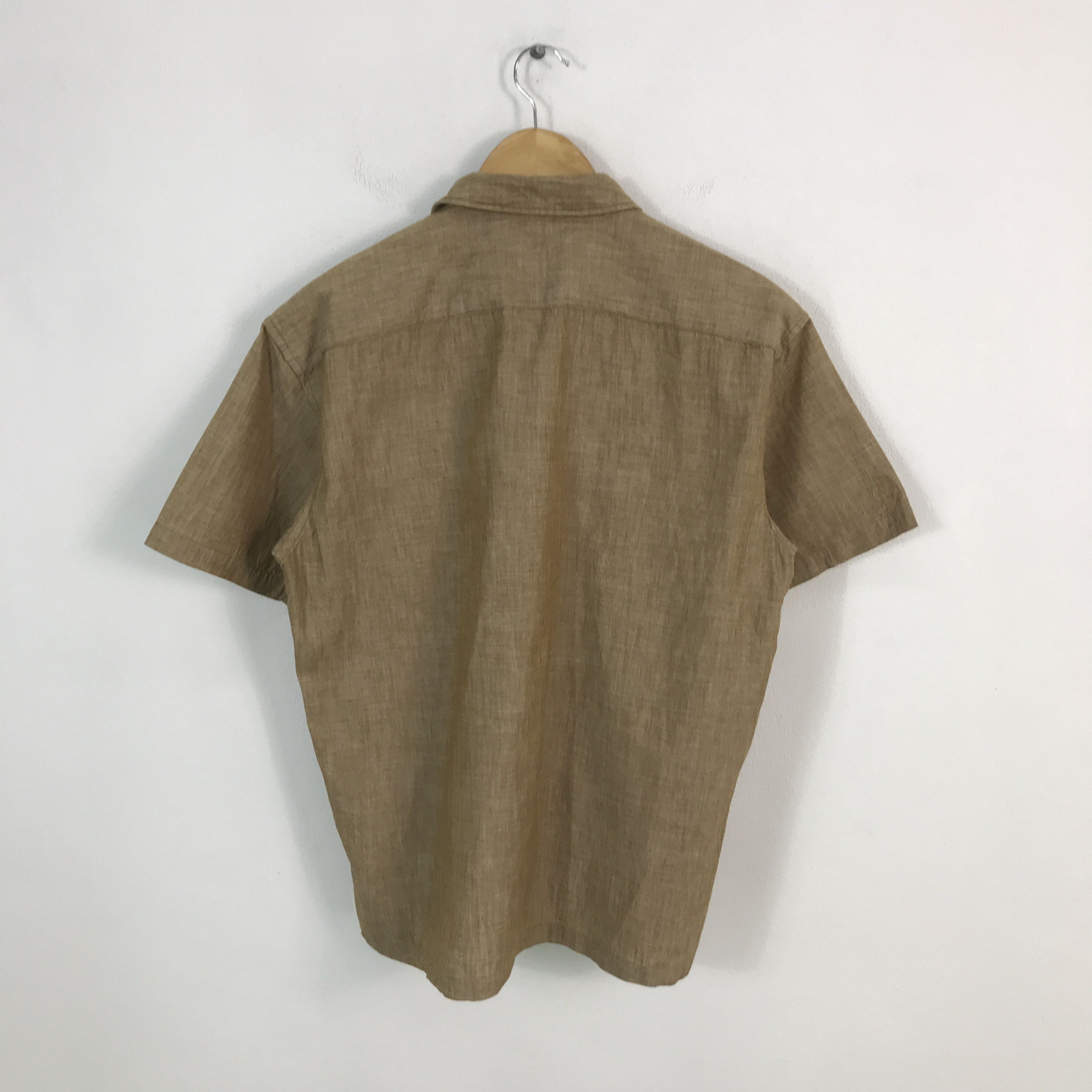 JW Anderson × Uniqlo J.W.Anderson x uniqlo button up short sleeve shirts Size US S / EU 44-46 / 1 - 2 Thumbnail