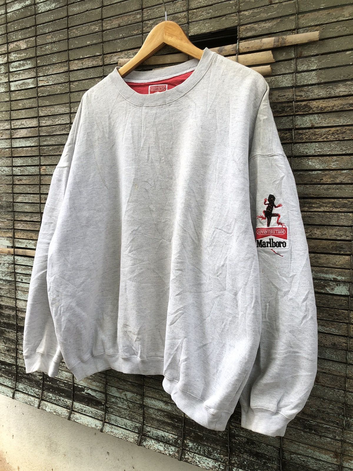 Japanese Brand 🔥Vintage🔥90s Marlborro Adventure Team Gecko Sweatshirts Size US XL / EU 56 / 4 - 3 Thumbnail