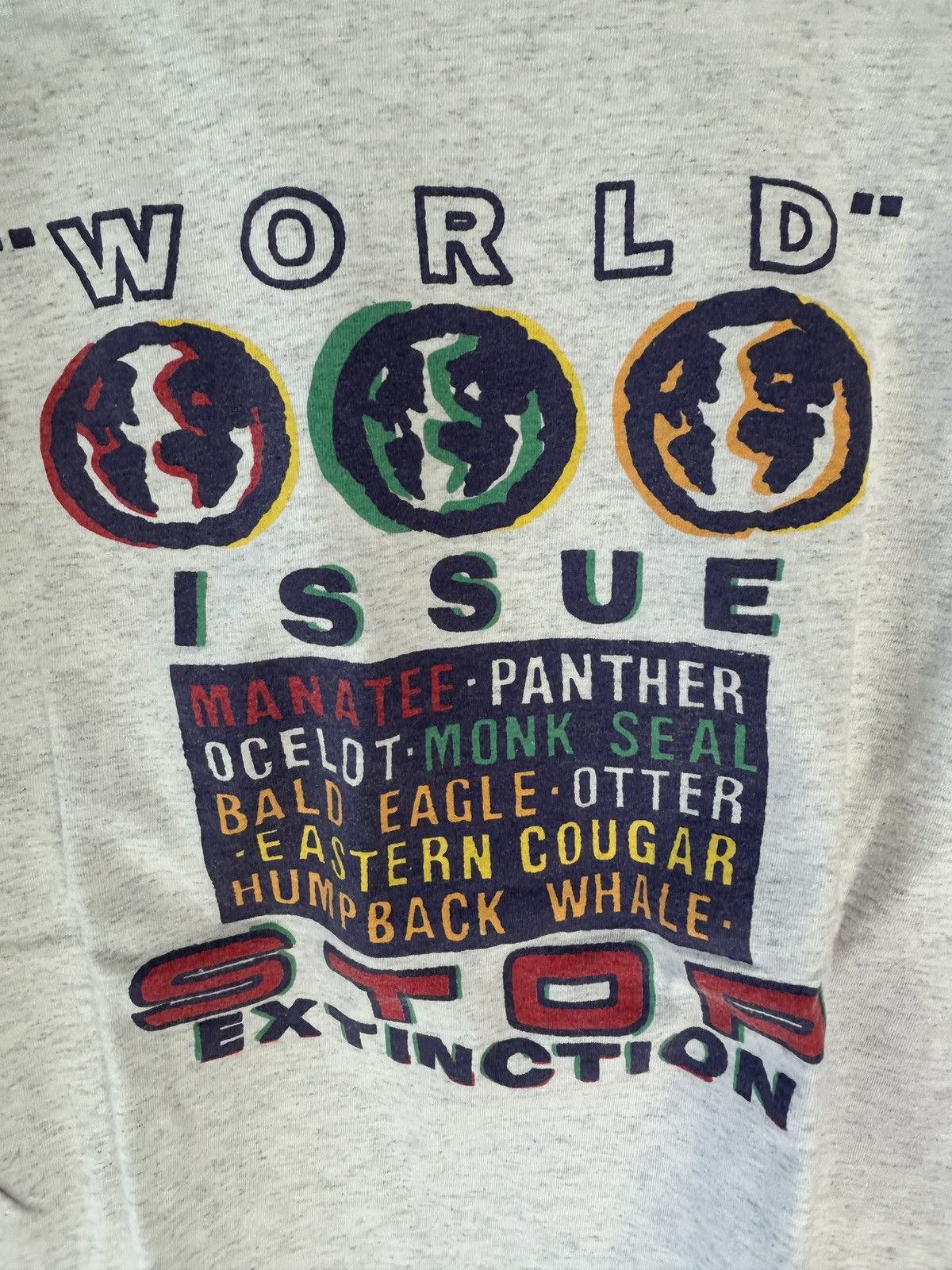 Vintage Vintage 90s World Issue Graphic Tee Size US L / EU 52-54 / 3 - 2 Thumbnail
