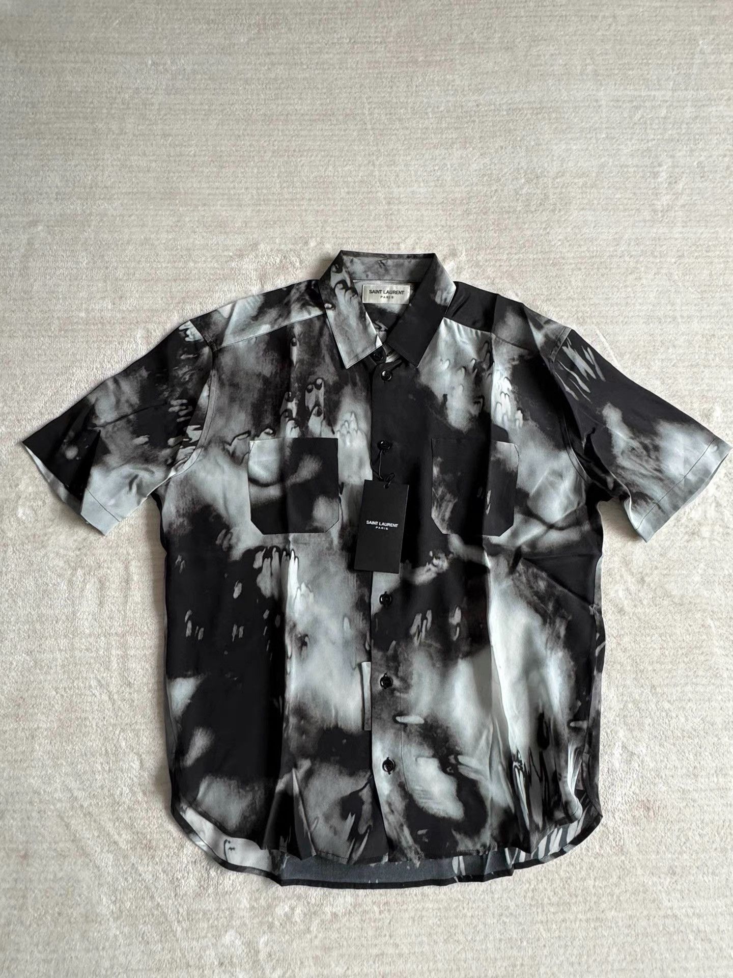 Saint Laurent Paris Saint Laurent Men's Gradient Printed Shirt K33 Size US XXS / EU 40 - 1 Thumbnail
