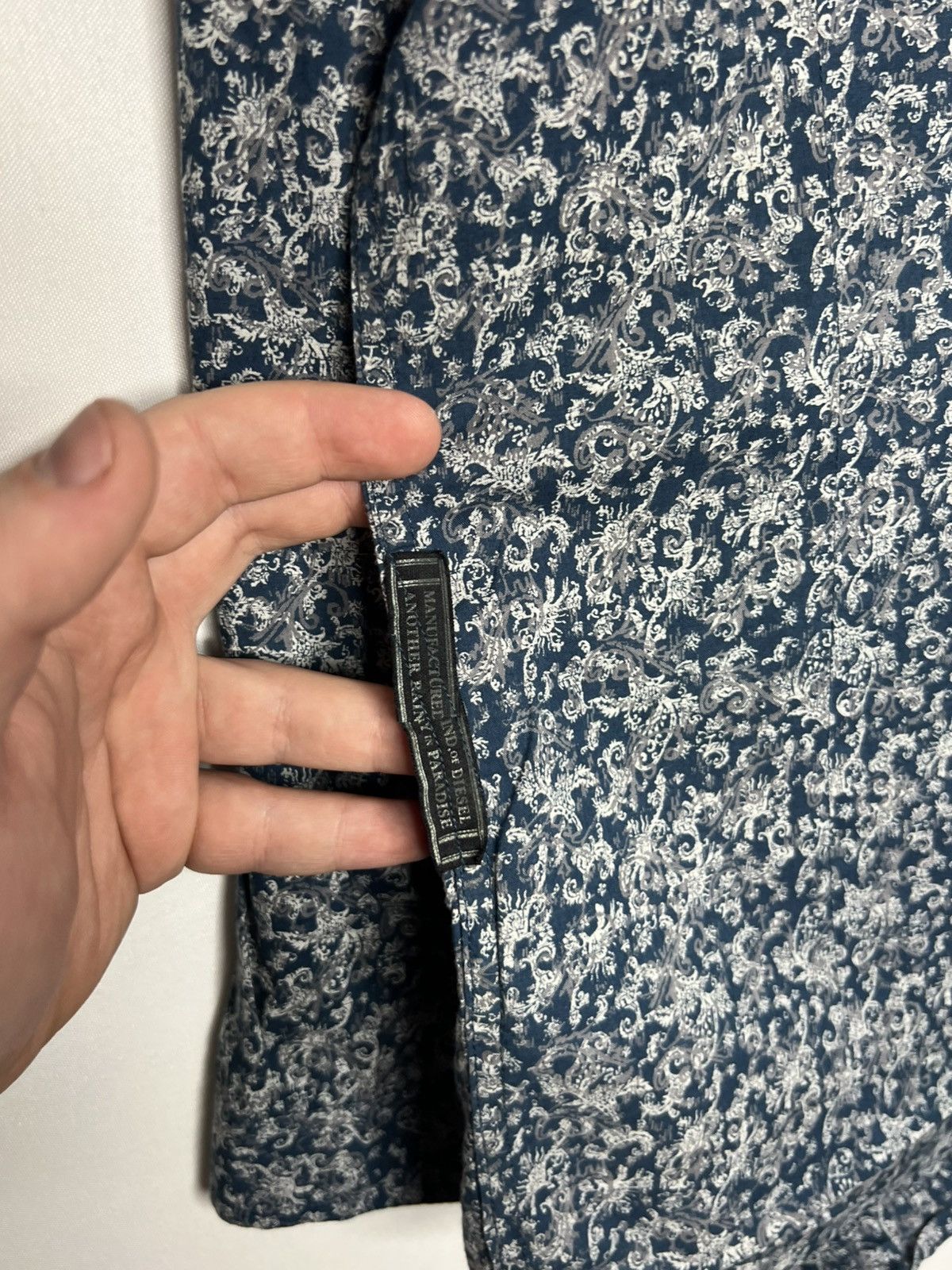 Diesel Diesel Overprinted Long Sleeve Shirt Rare Size US M / EU 48-50 / 2 - 5 Thumbnail