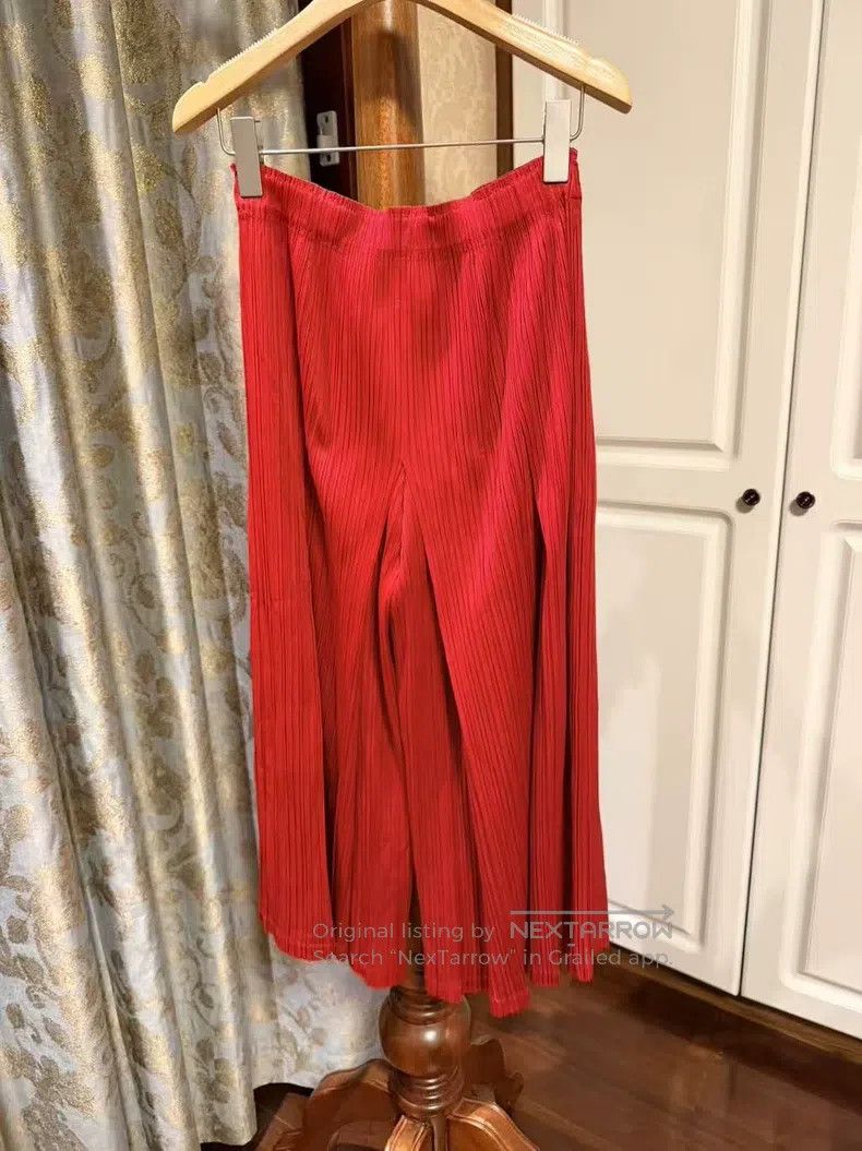 Issey Miyake Issey Miyake Red Pants Size 25" / US 0 / IT 36 - 2 Thumbnail