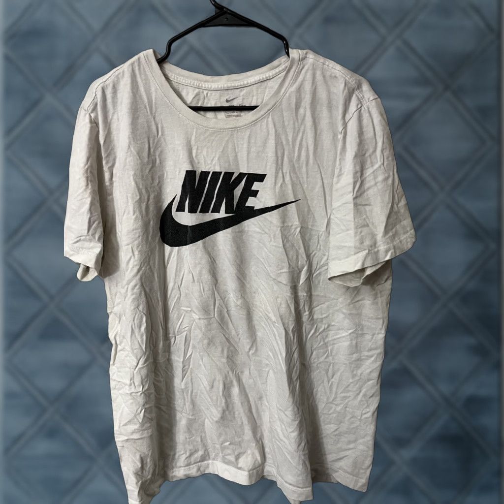 Nike Nike Dri-Fit Tee T-Shirt Adult XL White Short Sleeve Crewneck Logo - Nike Brand Mens T-Shirt Regular Fit Cotton Polyester Casual Sportswear Size US XL / EU 56 / 4 - 1 Thumbnail