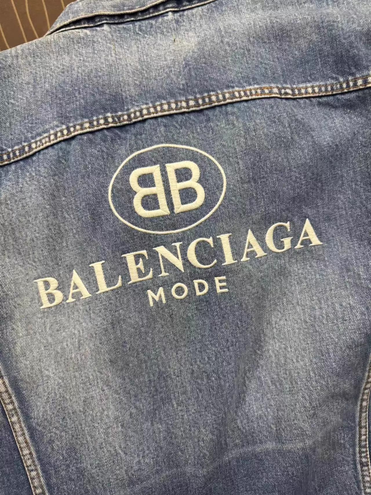 Balenciaga Balenciaga Denim Jacket Authentic 46 Size US S / EU 44-46 / 1 - 2 Thumbnail