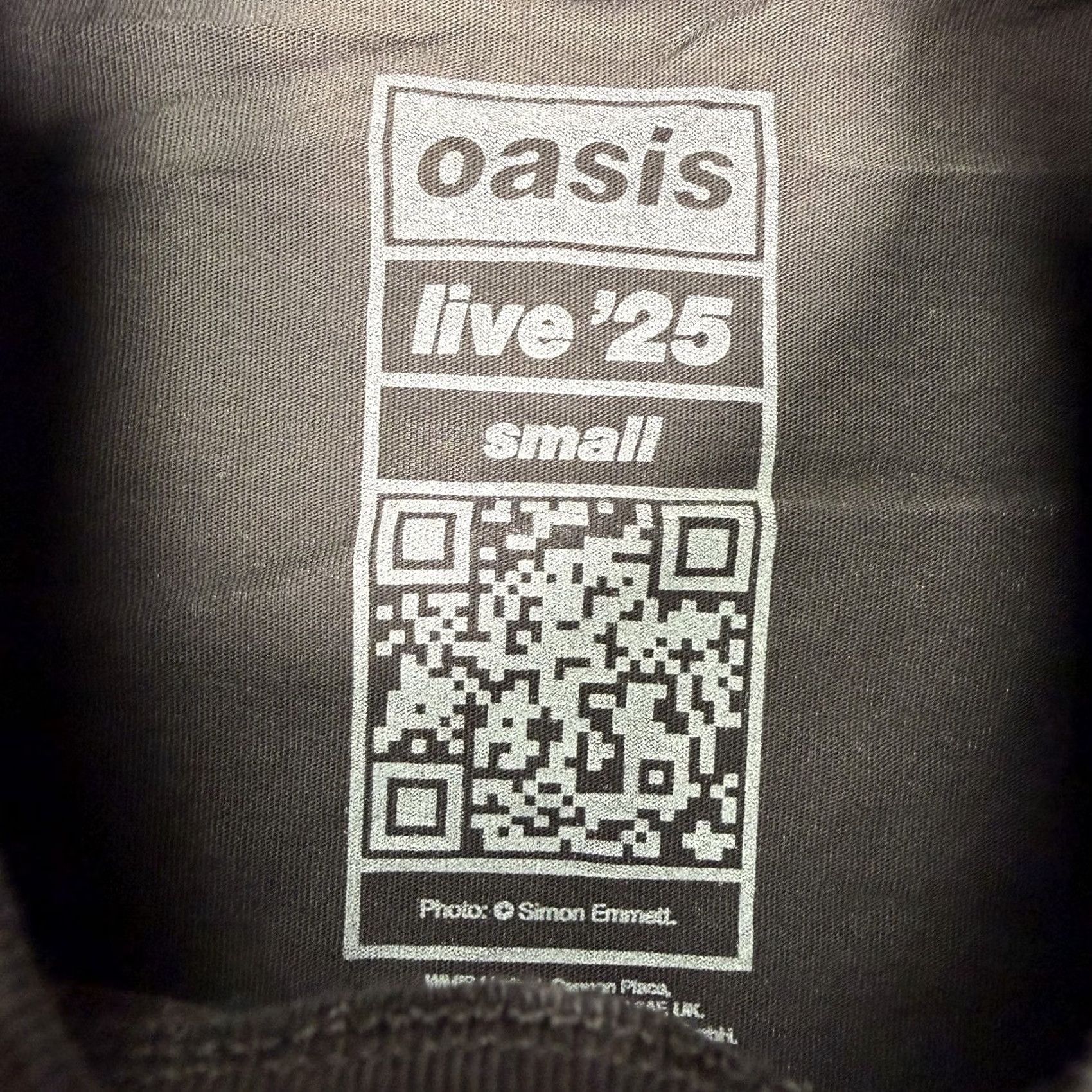 Vintage Oasis Shirt T-Shirt Men S Small Crew Neck Black Tour Live Cardiff ‘25 Band Tee UK Brit Pop Mens Size US S / EU 44-46 / 1 - 4 Thumbnail