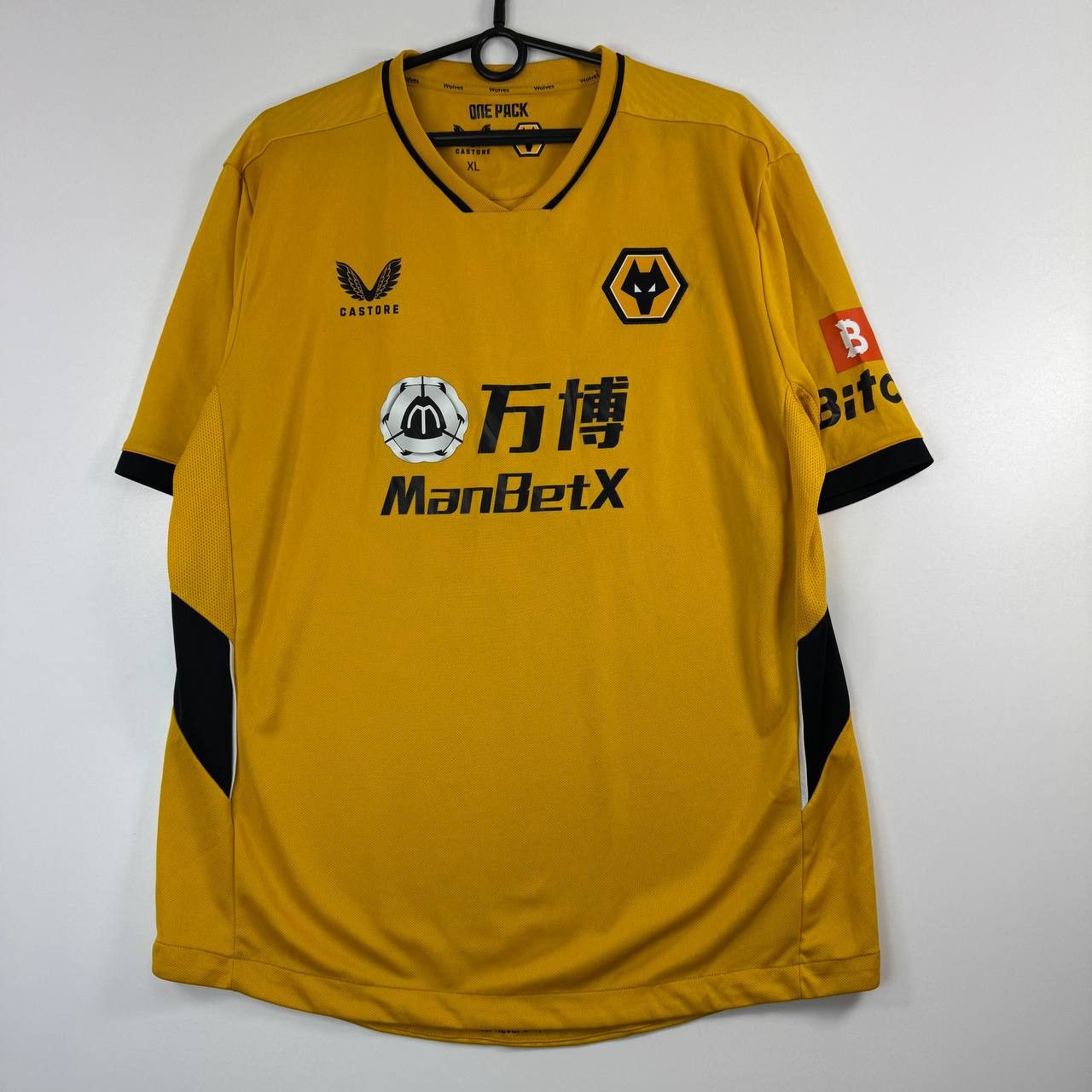 Castore Wolverhampton Wanderers Wolves 2021/22 Home Shirt Castore XL Size US XL / EU 56 / 4 - 1 Thumbnail