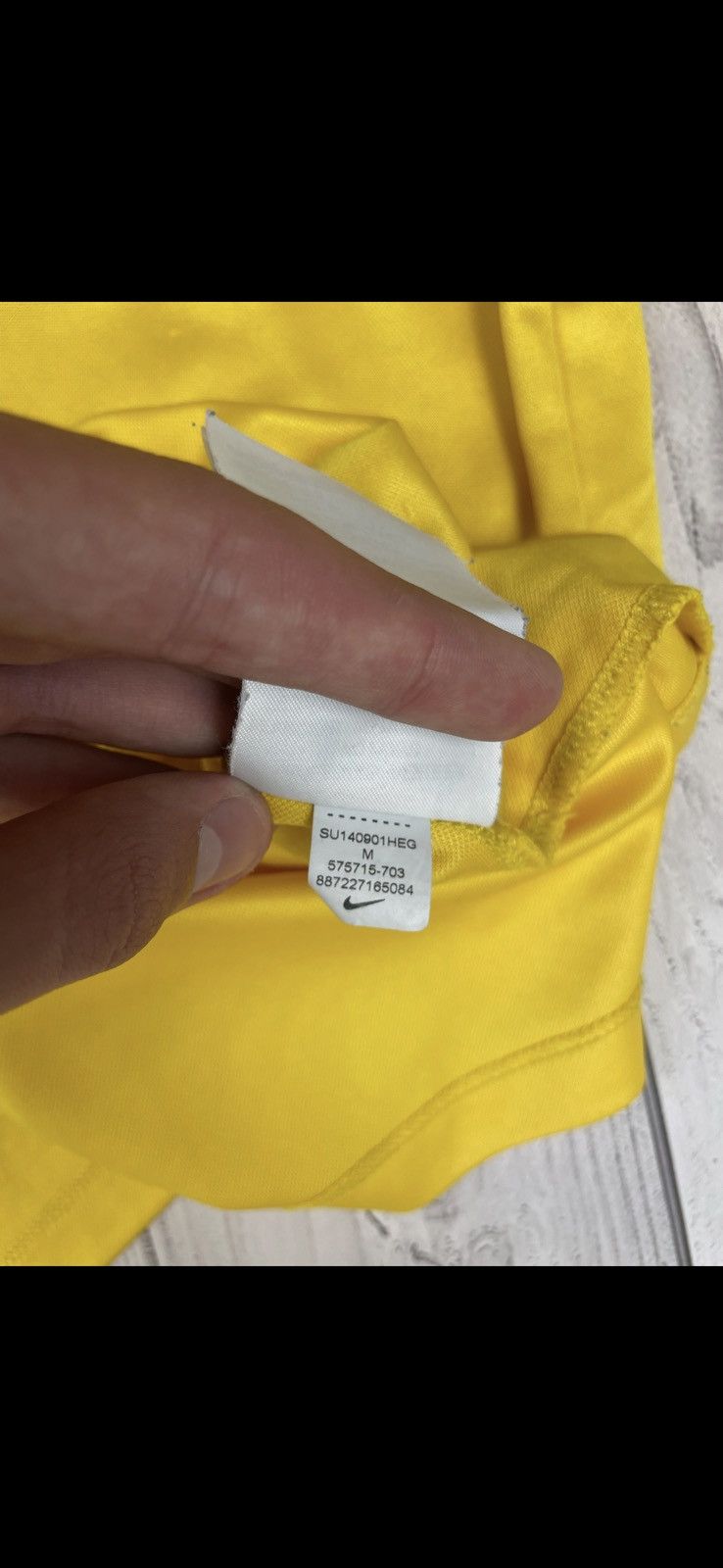 Nike Vintage nike Brazil soccer jersey size M Brasil yellow Size US M / EU 48-50 / 2 - 4 Thumbnail