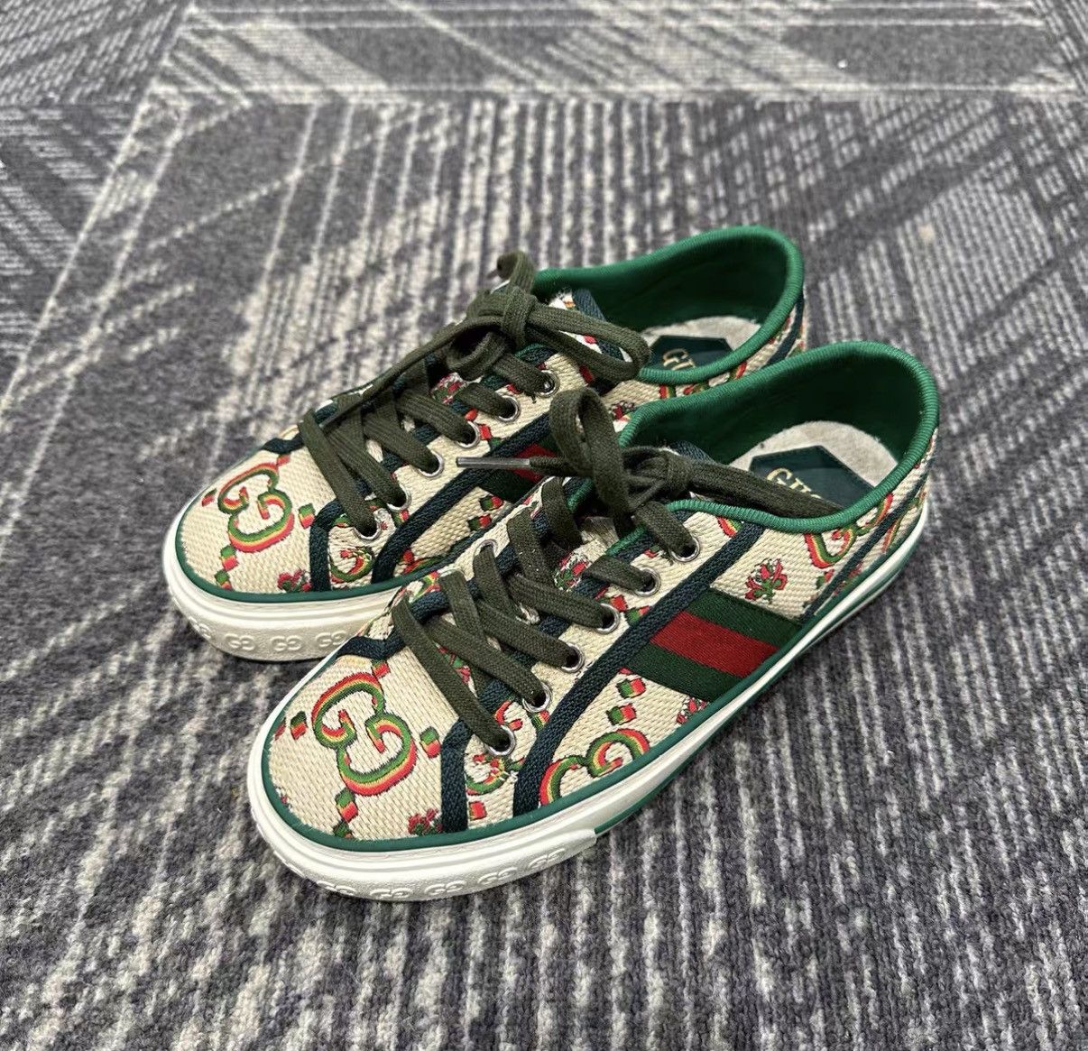 Gucci Gucci Centennial Limited Edition Sneakers J42 Size US 5 / IT 35 - 1 Thumbnail