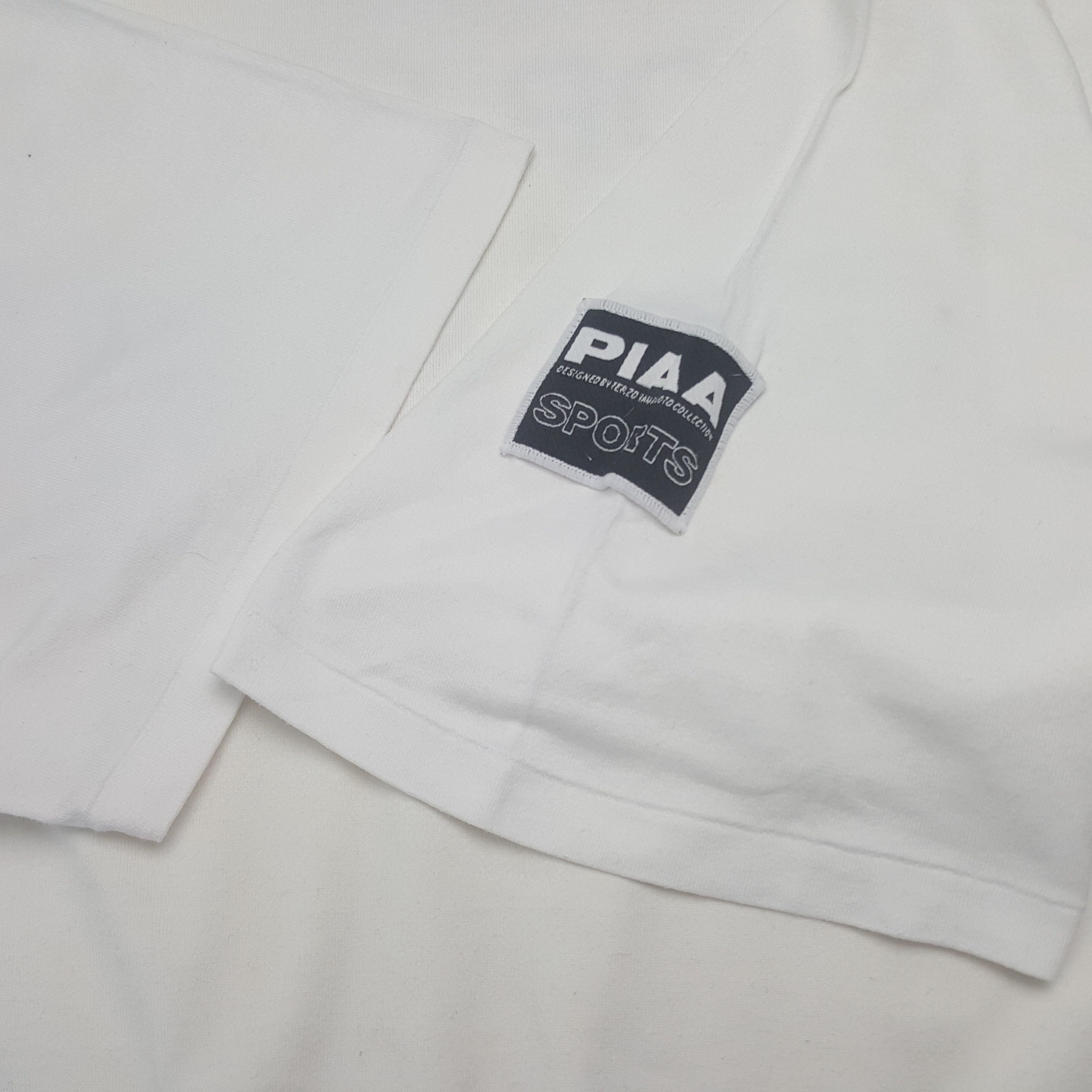 Japanese Brand Vintage PIAAA Motor Sports Racing T-shirt Size US L / EU 52-54 / 3 - 6 Thumbnail