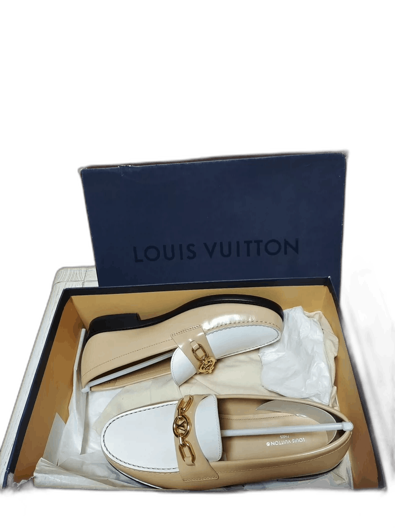 Louis Vuitton Louis Vuitton Daphne Flat Women’s Shoes Size US 6 / IT 36 - 1 Thumbnail