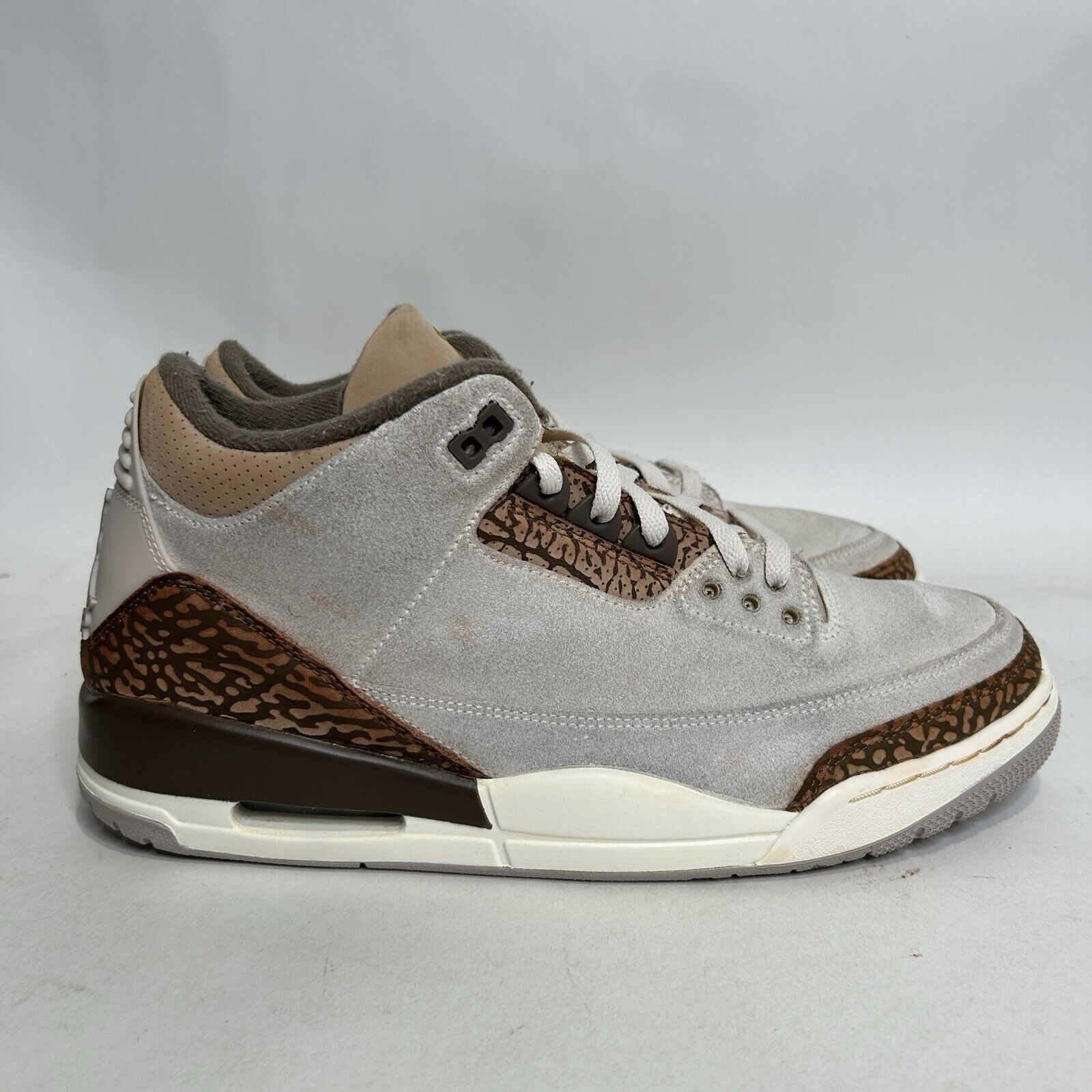 Jordan Brand Nike Air Jordan 3 Retro “Palomino” 2024 Size US 13 / EU 46 - 4 Thumbnail