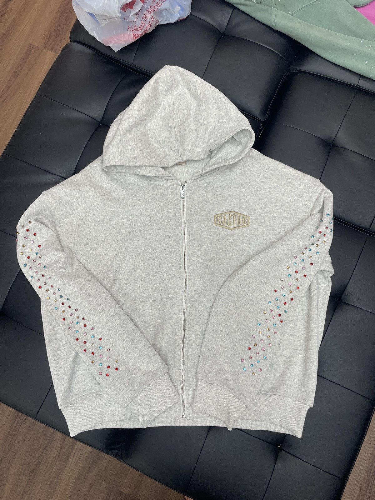 Cactus Plant Flea Market AZVA Grey Crystal cactus zip Size US L / EU 52-54 / 3 - 1 Thumbnail