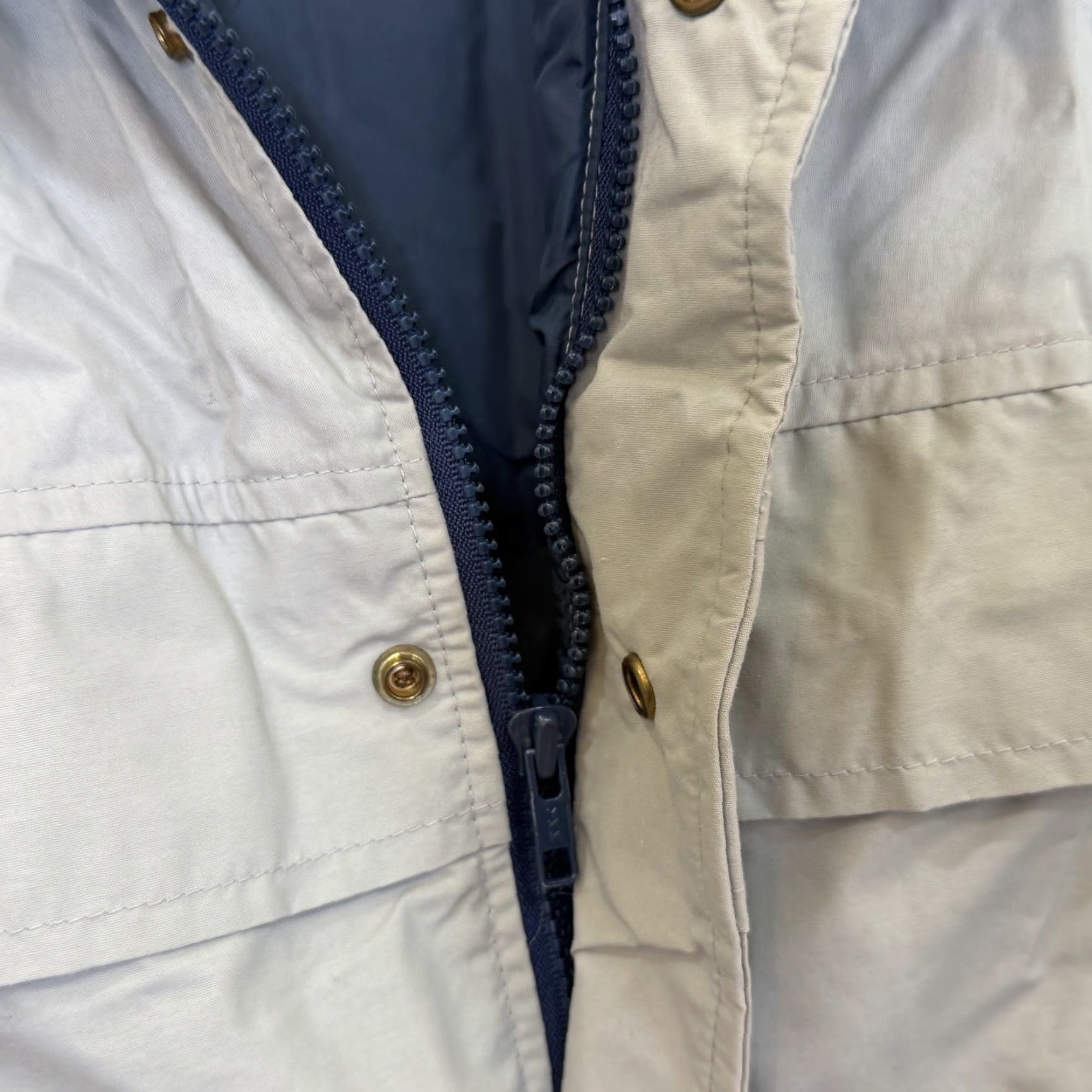 Eddie Bauer VINTAGE Eddie Bauer Goose Down Parka Jacket Mens Large Light Tan Gore-Tex USA Made Jacket Parka Size US L / EU 52-54 / 3 - 7 Thumbnail