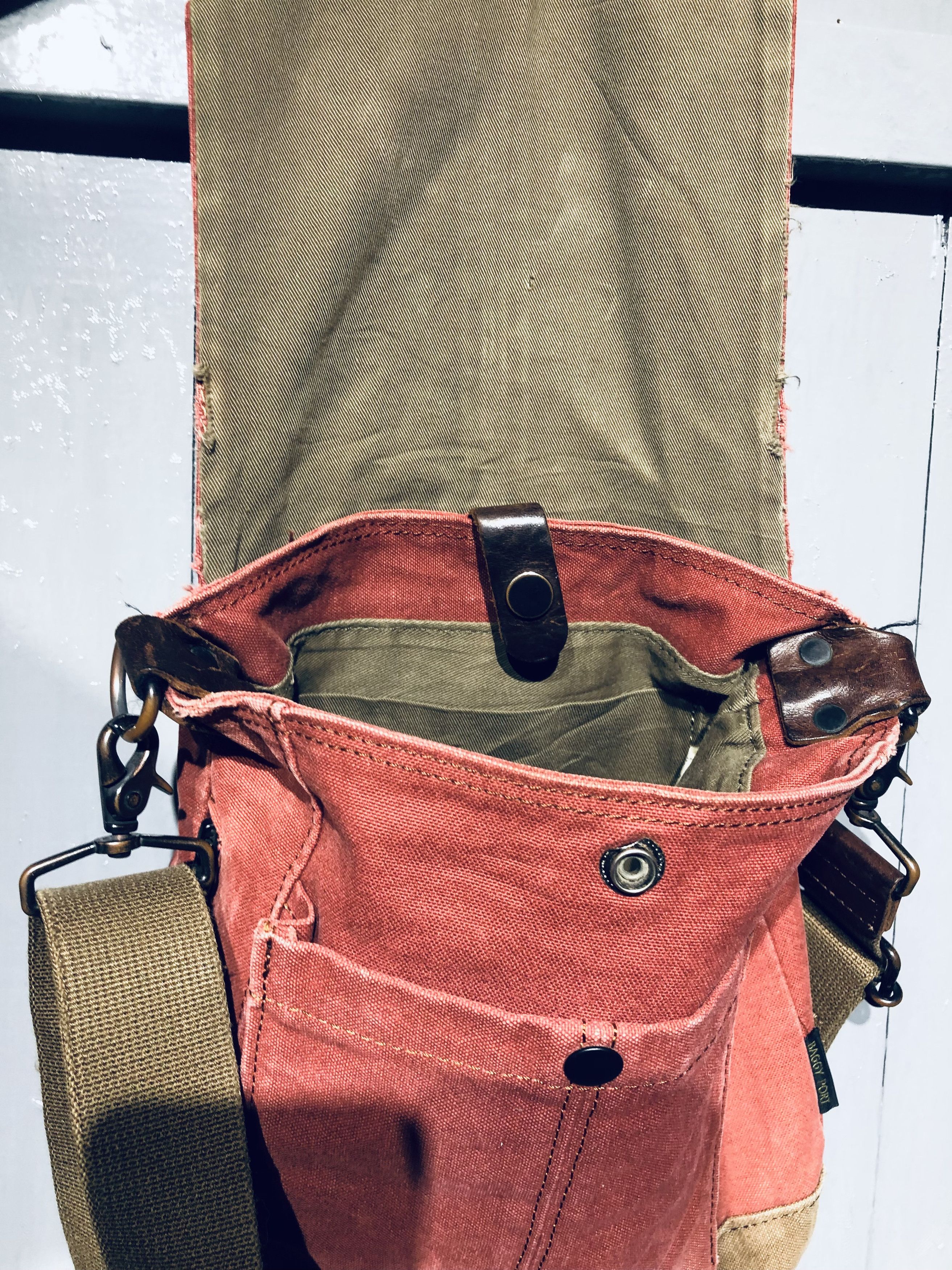 Canvas × Japanese Brand STYLE‼️JAPANESE BAGGY PORT STYLE CROSSBODY BAG Size ONE SIZE - 11 Thumbnail
