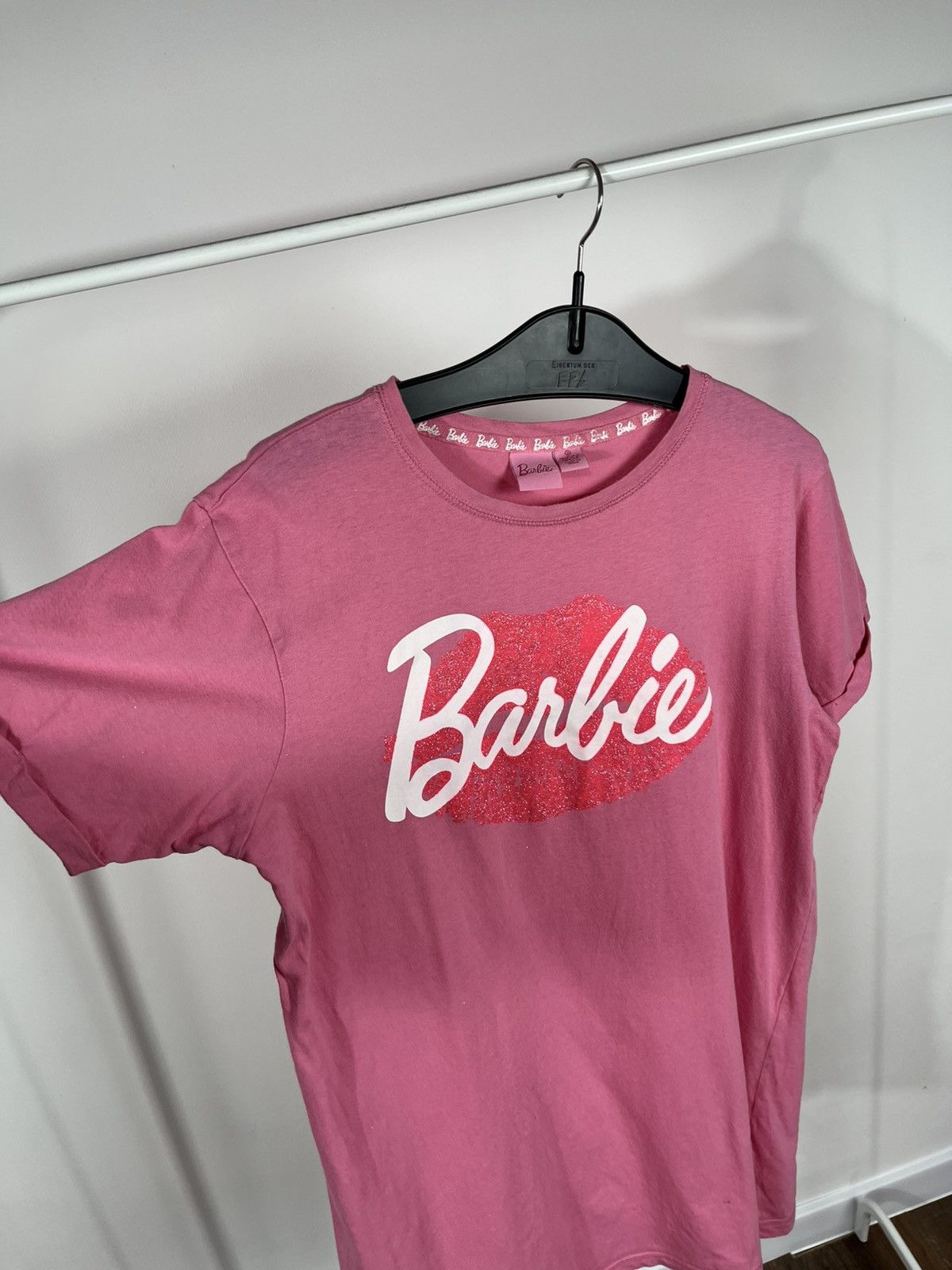 Other Barbie Pink Glitter Lips Logo Graphic T-Shirt Women’s Size L Size L / US 10 / IT 46 - 8 Thumbnail