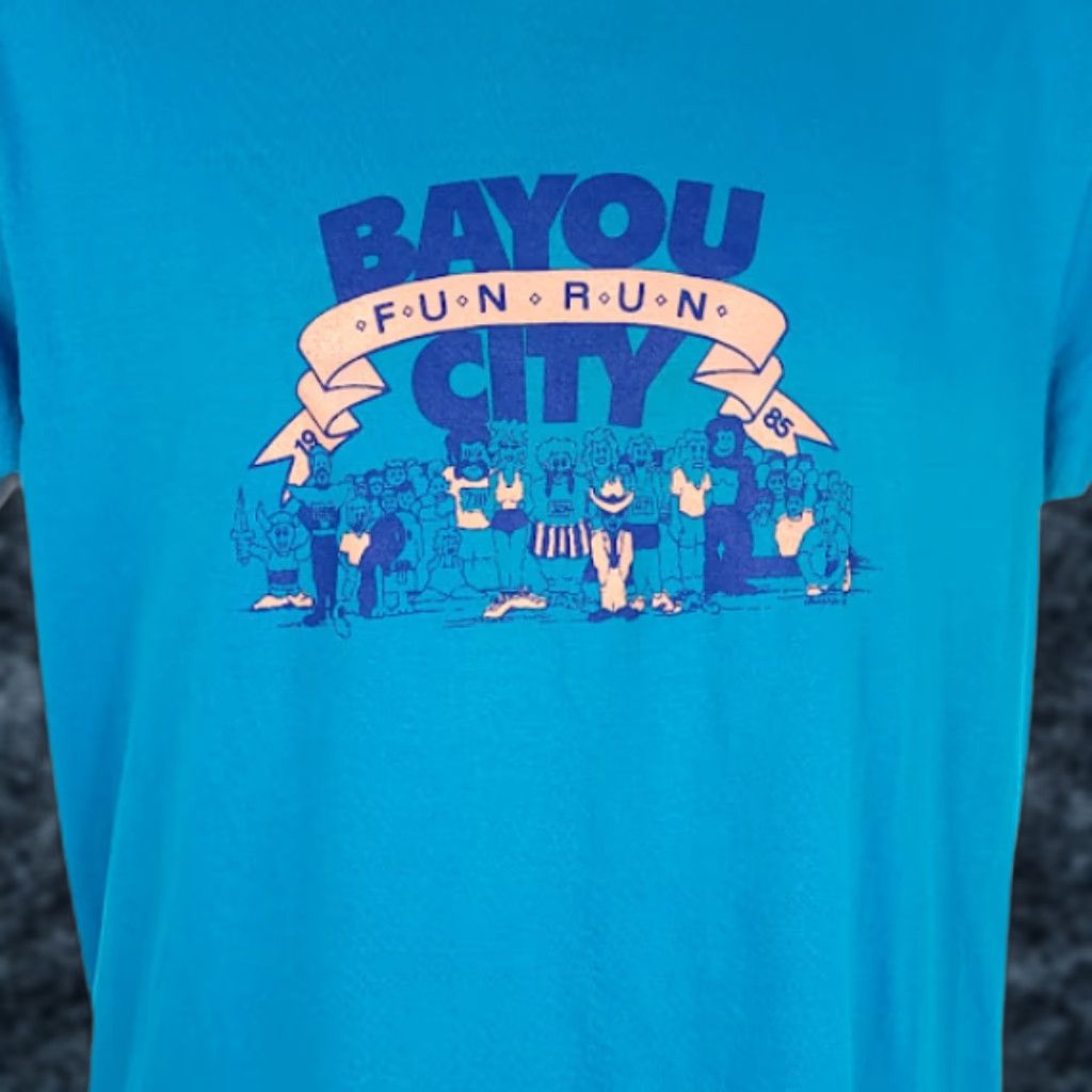 Hanes VINTAGE Hanes T-Shirt Mens Size M Blue Bayou City Fun Run 80s 1985 Houston Made In USA Running Race Theme Size US M / EU 48-50 / 2 - 1 Thumbnail