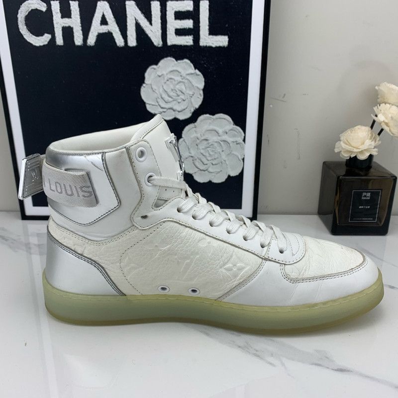 Louis Vuitton Louis Vuitton Rivoli High-Top Sneakers for Men - Size US 8 / EU 41 - 6 Thumbnail
