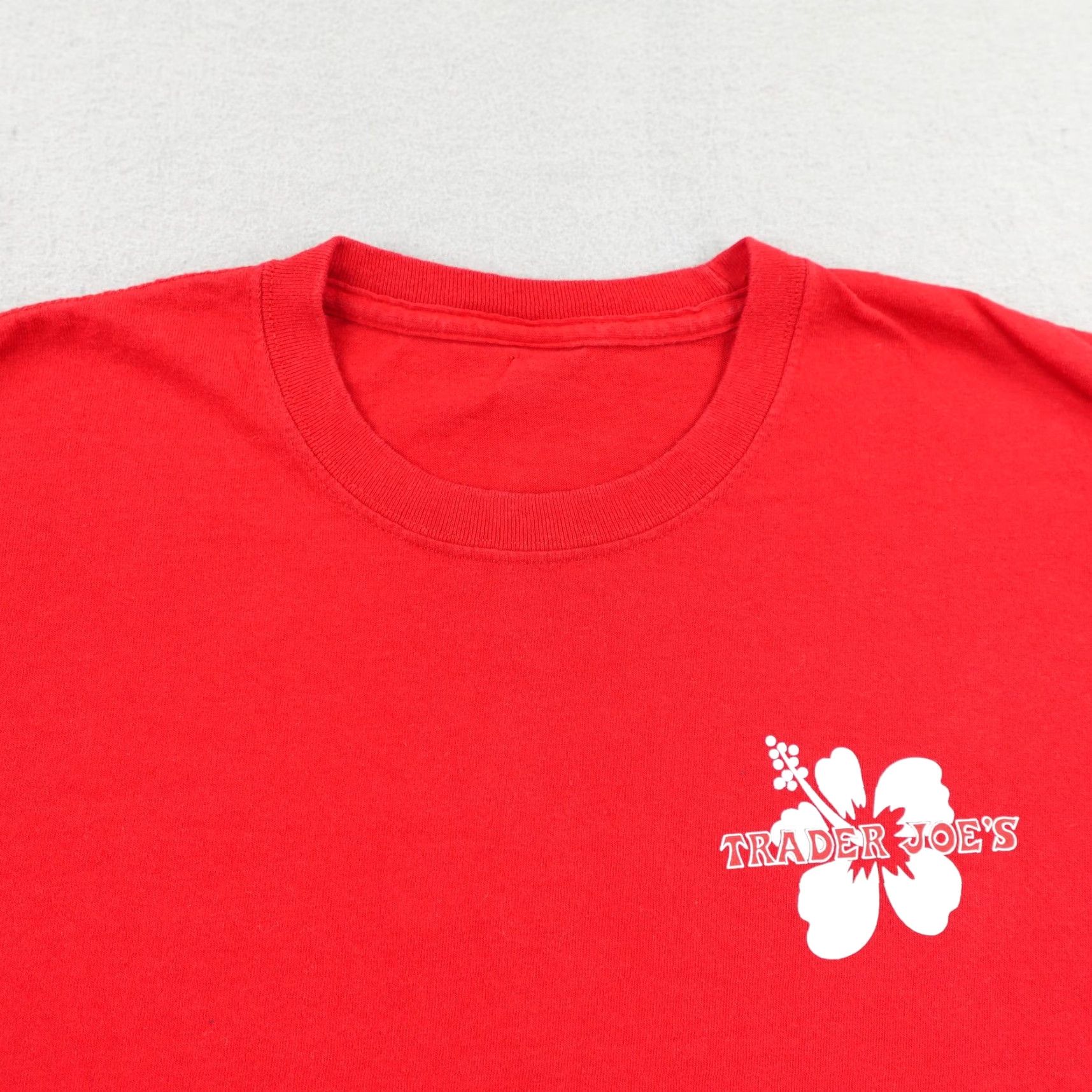 Vintage VINTAGE Trader Joe's Long Sleeve Shirt Men's Large Red Hibiscus Graphic Tee Tropical Size US L / EU 52-54 / 3 - 2 Thumbnail