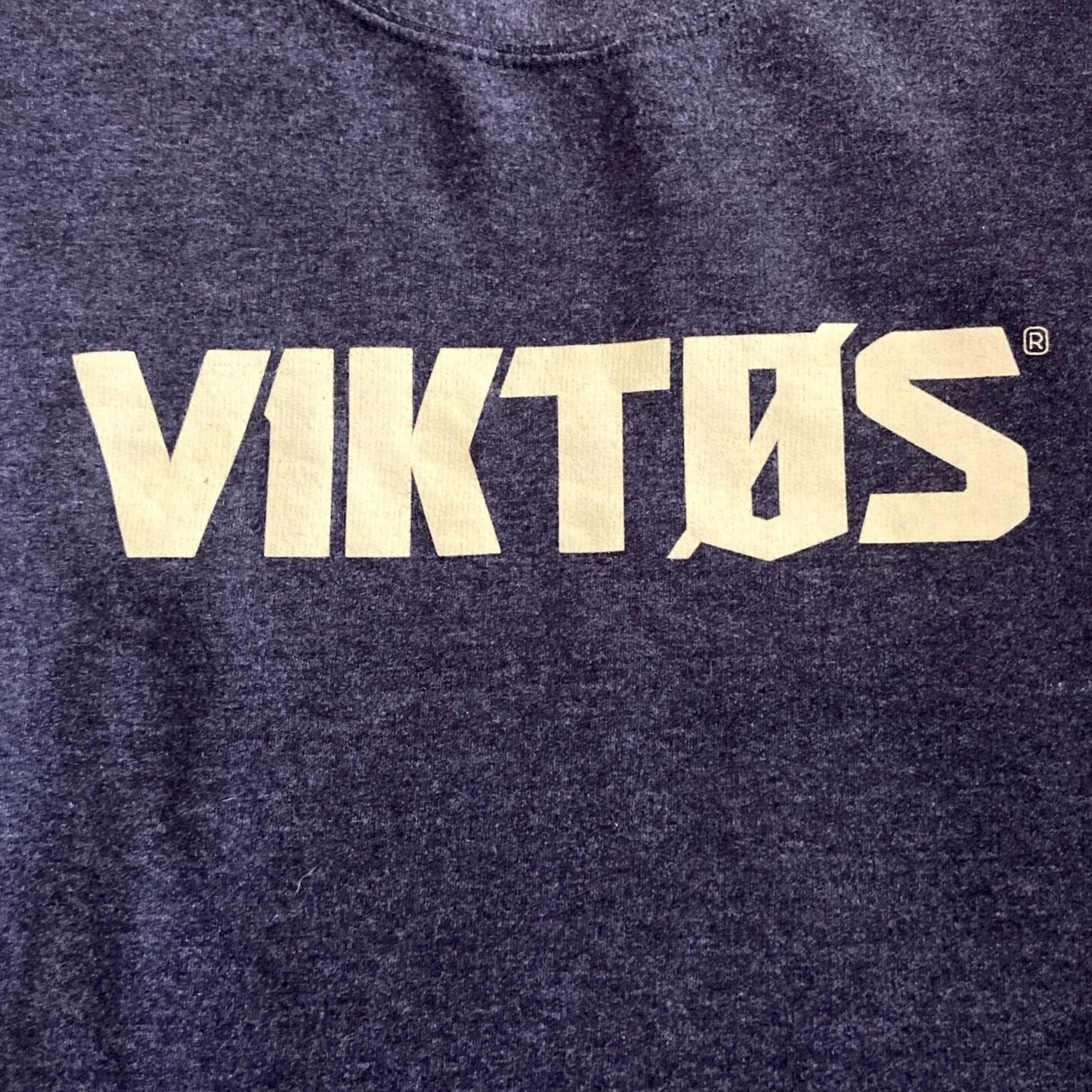 Vintage Viktos Men’s Crew Neck Pullover Long Sleeve Sweatshirt Operator Tactical Size XL Gray Sweatshirt Logo Graphic Print All Seasons Regular Fit Damen? No Size US XL / EU 56 / 4 - 2 Thumbnail