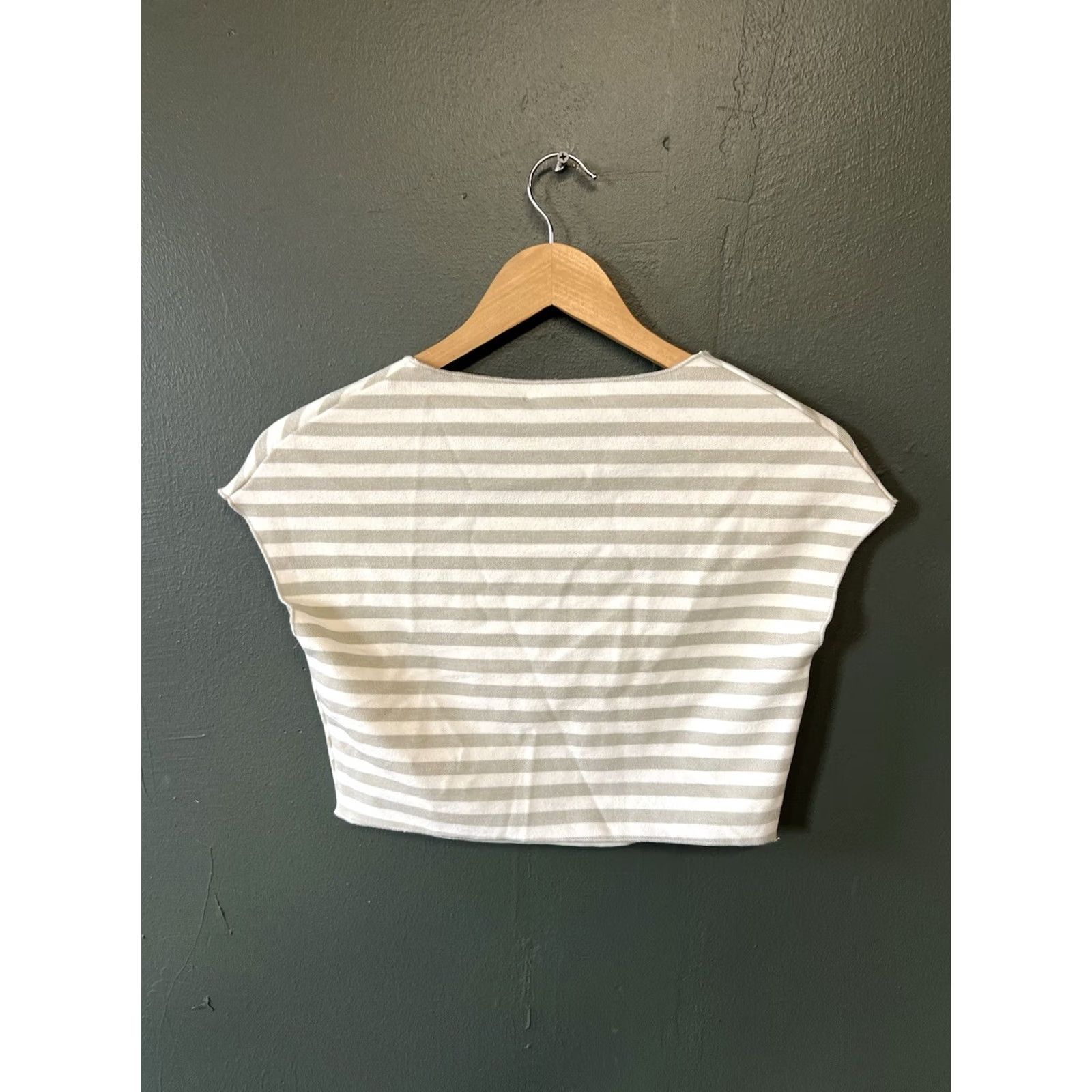 Zara Zara T-Shirt Women Short Sleeve Cropped Striped Green L NWT Size L / US 10 / IT 46 - 2 Thumbnail