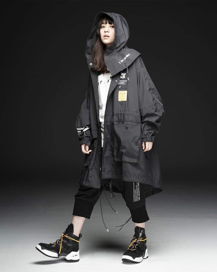 Designer IKE PROJECT COLLECTION #007 Size US 8.5 / EU 41-42 - 1 Thumbnail