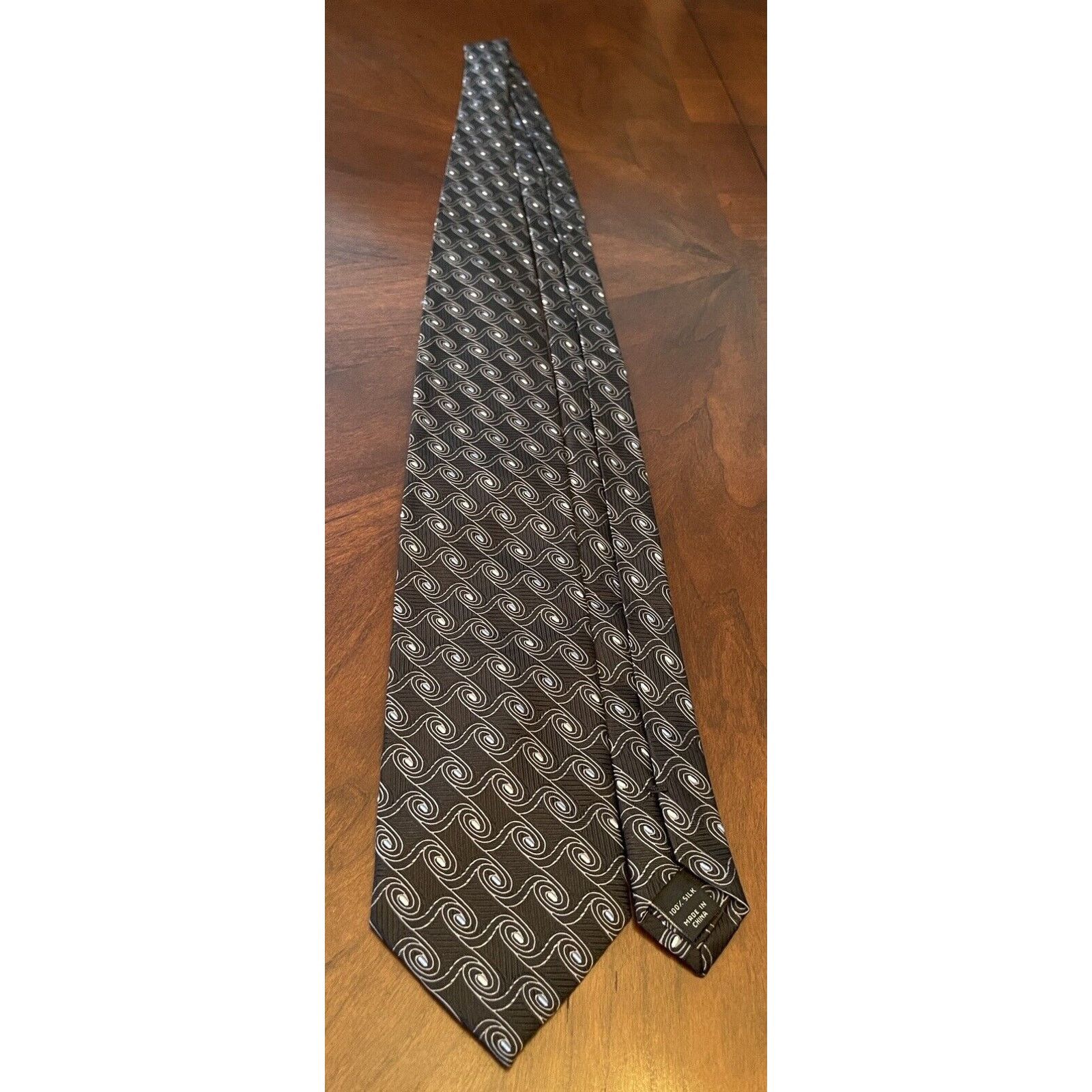 Jos. A. Bank Jos. A. Bank Black Blue 100% Silk Made In China Size ONE SIZE - 3 Thumbnail