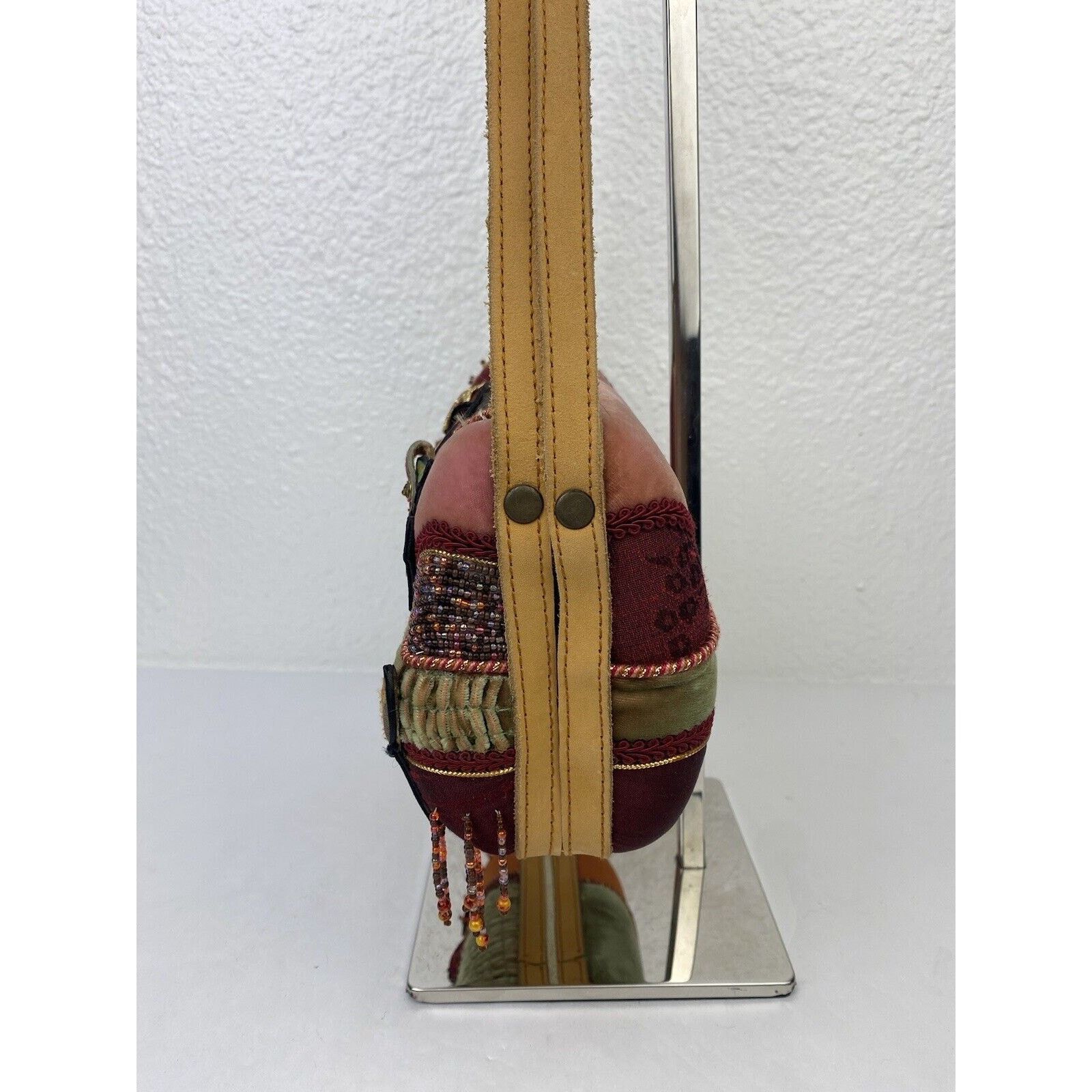 Mary Frances VTG Mary Frances Shoes Heel Beaded Velvet Shoulder Bag Purse Size ONE SIZE - 4 Thumbnail