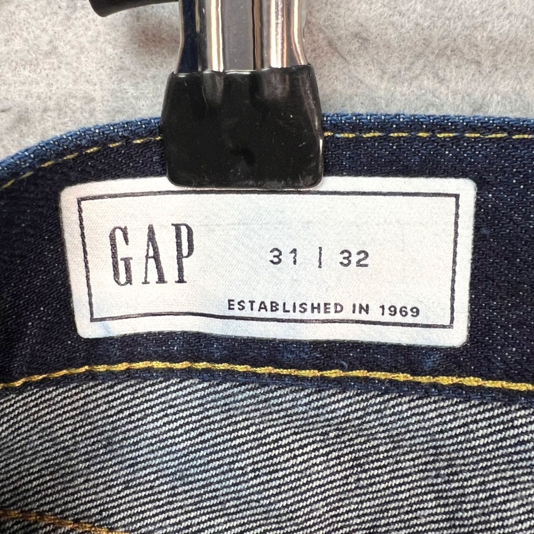 Gap Gap Jeans 1969 Straight Blue Denim 100% Cotton Mens 31x30 Relaxed Fit Regular Size 31 5-Pocket Vintage: No? Size US 31 - 3 Thumbnail