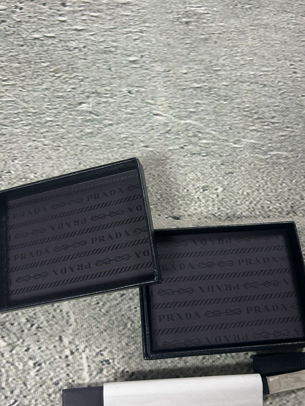 Prada Prada leather cardholder black vintage small OG ALL Size ONE SIZE - 10 Thumbnail