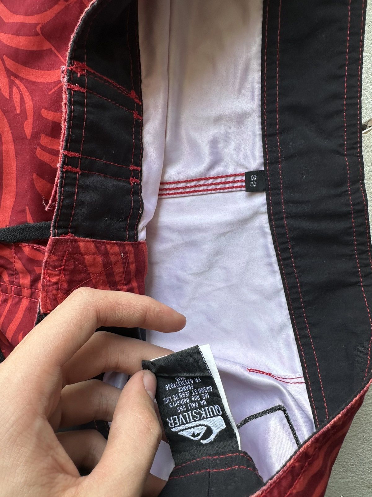 Quiksilver 🚨Vintage Quiksilver Shorts Big Logo Y2K Style 90s Surfing Size US 32 / EU 48 - 9 Thumbnail