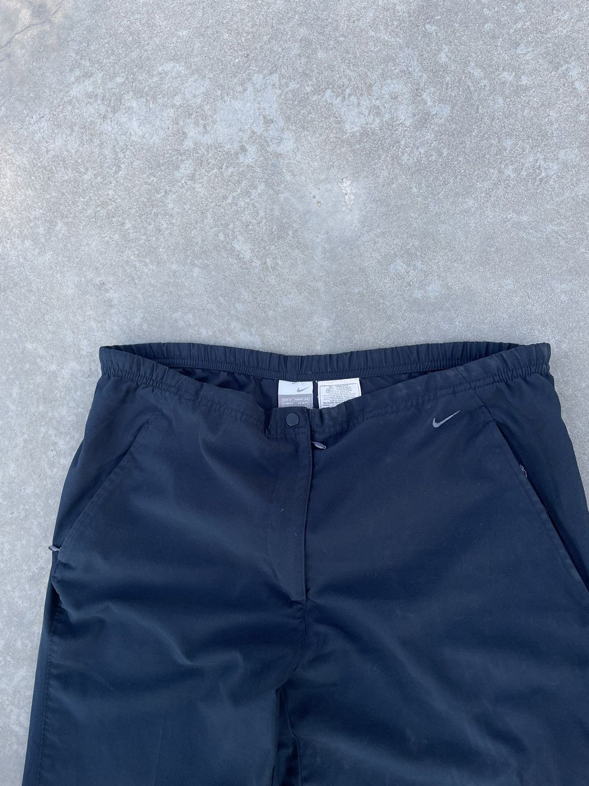 Nike Nike Vintage 90s Nylon Navy Joggers Y2K Drill Swoosh Pants Size US 32 / EU 48 - 7 Thumbnail