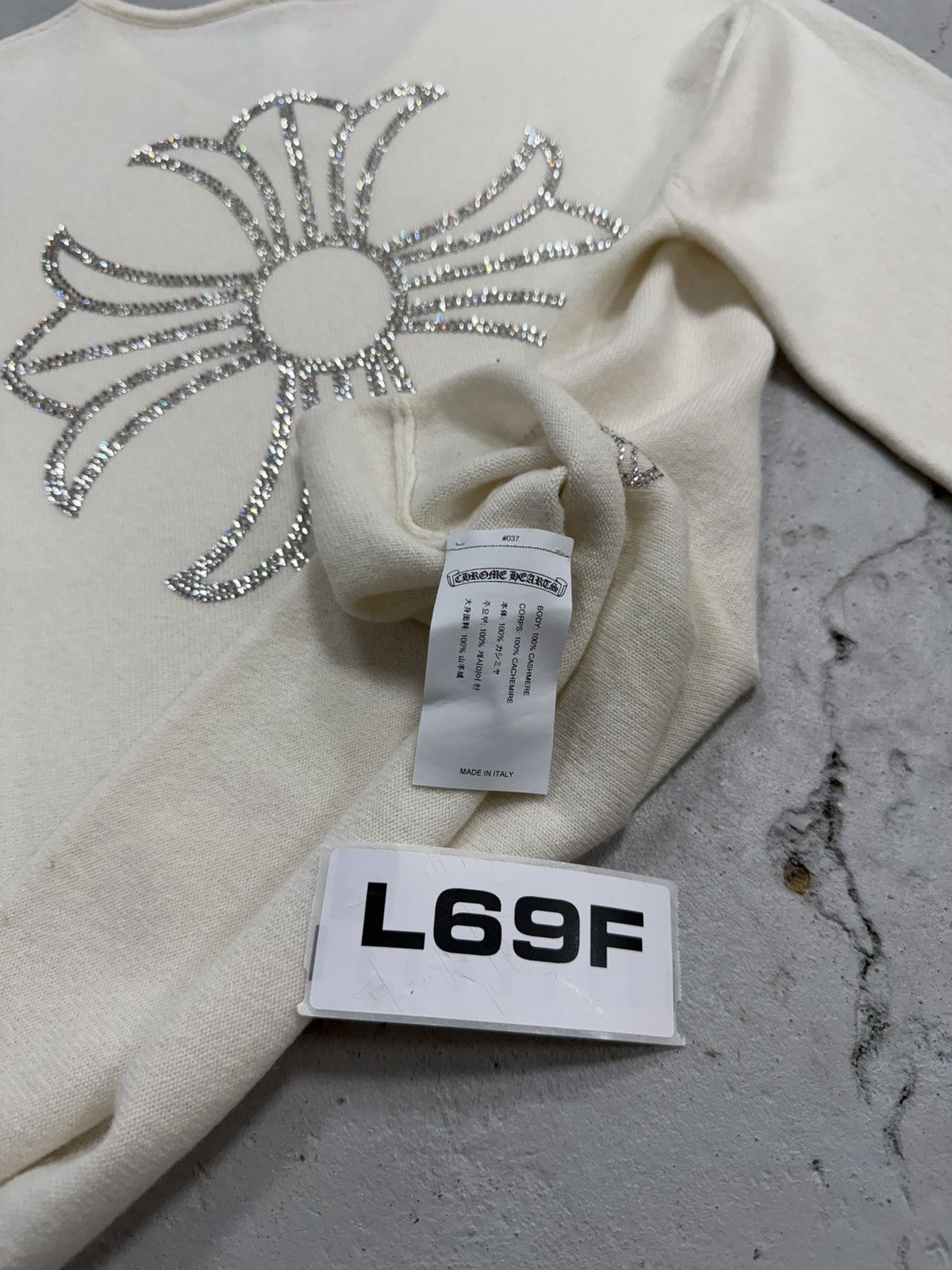 Chrome Hearts Chrome Hearts Cashmere V Neck Plus Rhinestone Sweater Medium Size M / US 6-8 / IT 42-44 - 9 Thumbnail