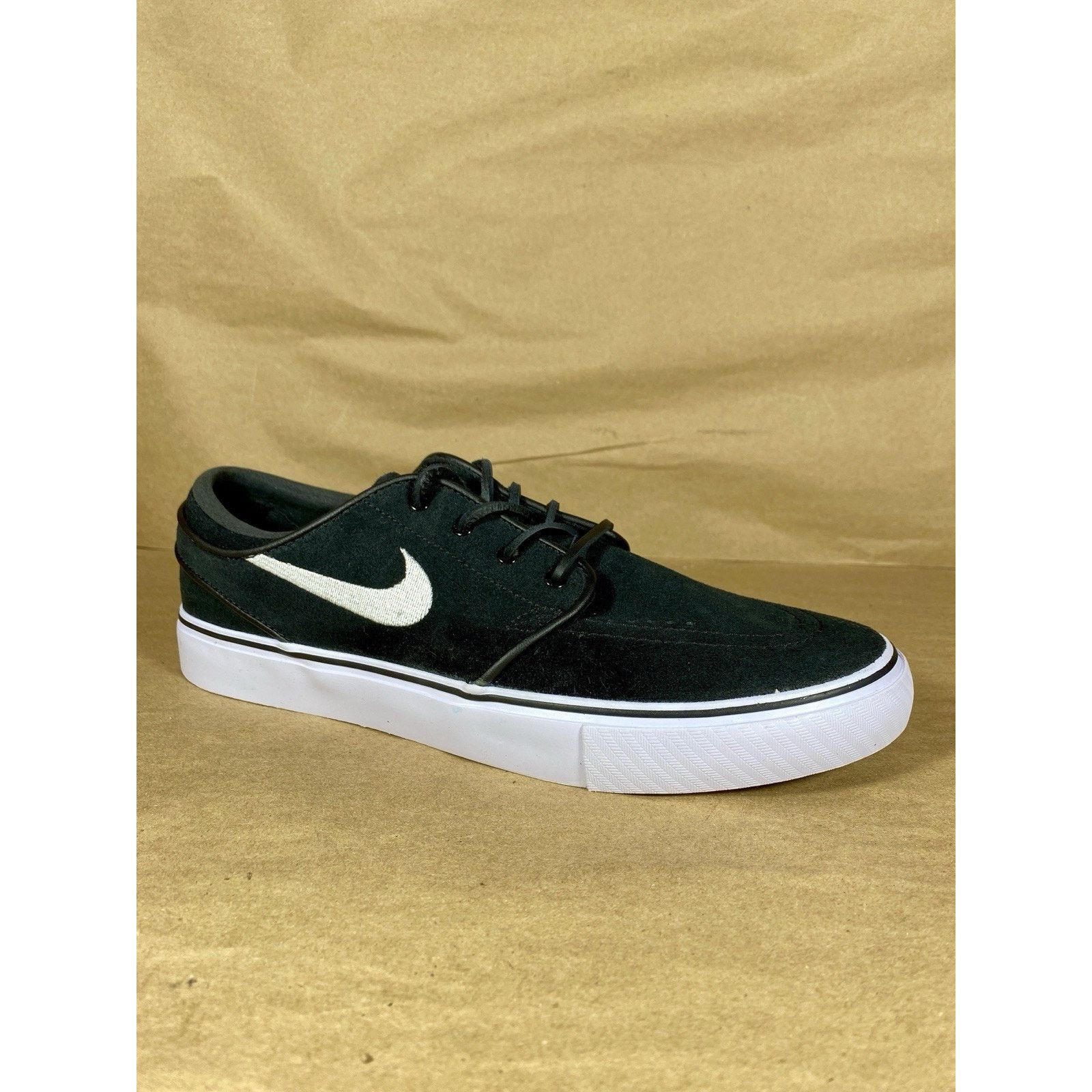 Nike Nike Zoom Stefan Janoski SB Black White FD6757-001 Size US 8 / IT 38 - 2 Thumbnail