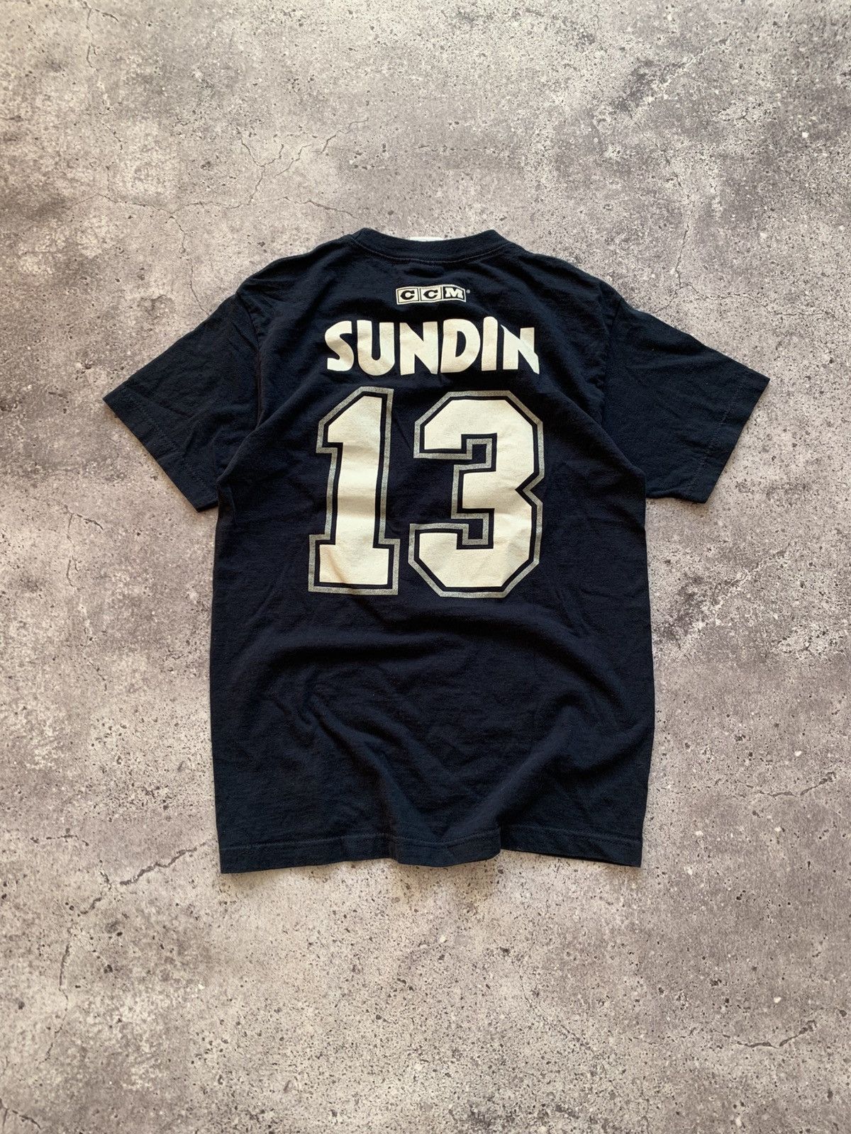 NHL 🔥VINTAGE TORONTO MAPLE LEAFS 00’s CCM NHL T-Shirt Size US M / EU 48-50 / 2 - 5 Thumbnail