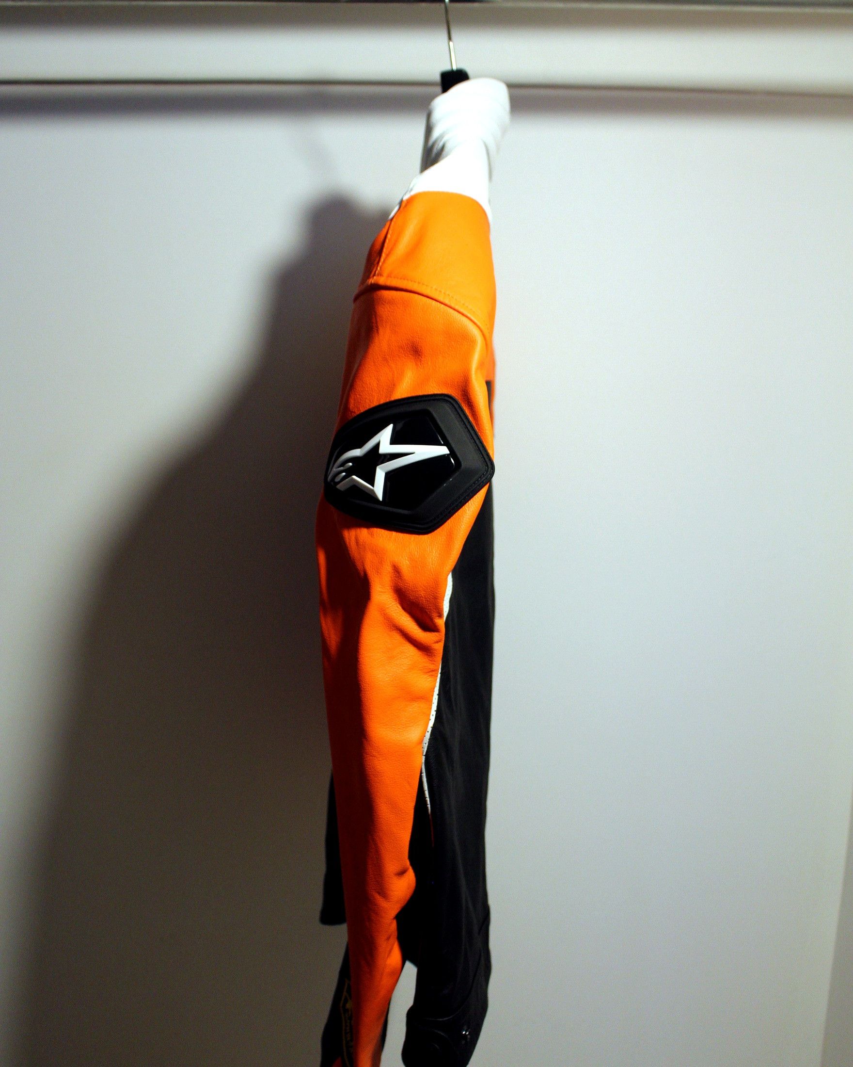 Alpinestars RSRV Race Craft Leather Jacket Size US L / EU 52-54 / 3 - 13 Thumbnail