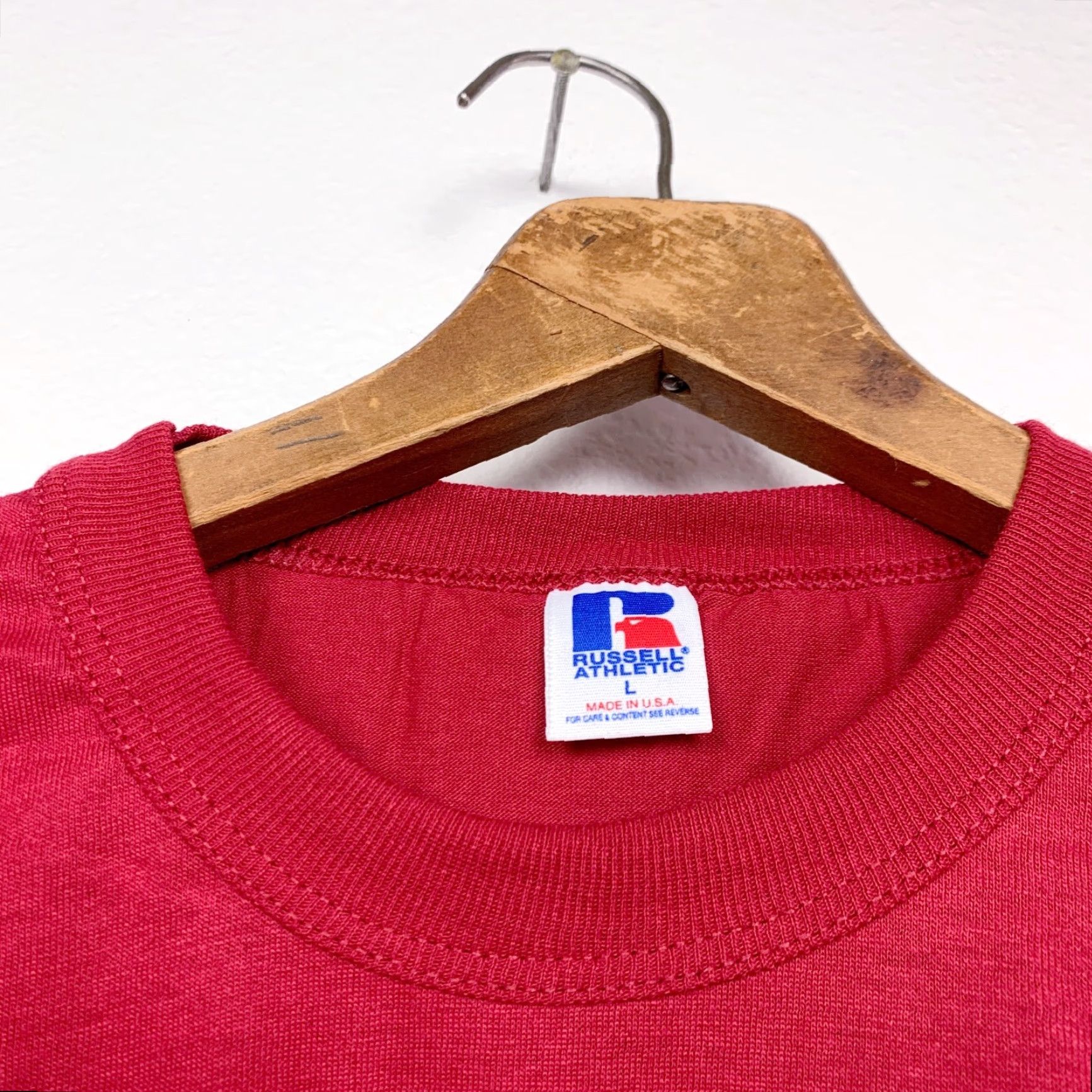 Russell Athletic VINTAGE Russell Athletic T-Shirt Unisex Large Red 90s Deadstock Short Sleeve Cotton Basic Tee USA L Mens Womens Boys Girls Size US L / EU 52-54 / 3 - 3 Thumbnail