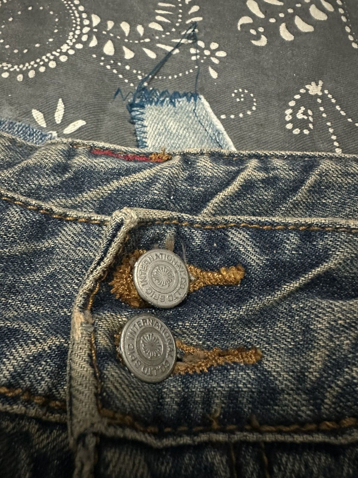 Tornado Mart Tornado Mart Distressed Denim Flared Frayed Jeans Size US 33 - 4 Thumbnail