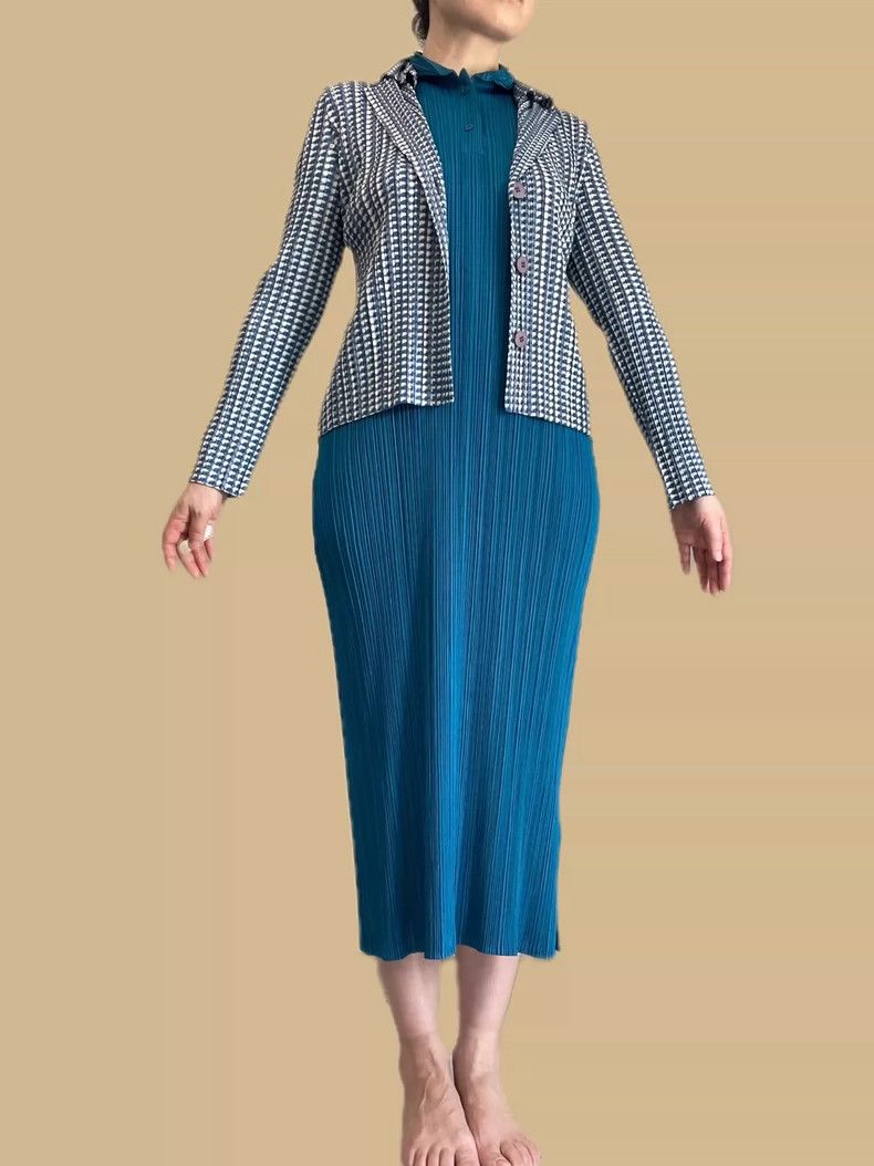 Issey Miyake Issey Miyake size:3 The light blue color is particularly f Size M / US 6-8 / IT 42-44 - 2 Thumbnail