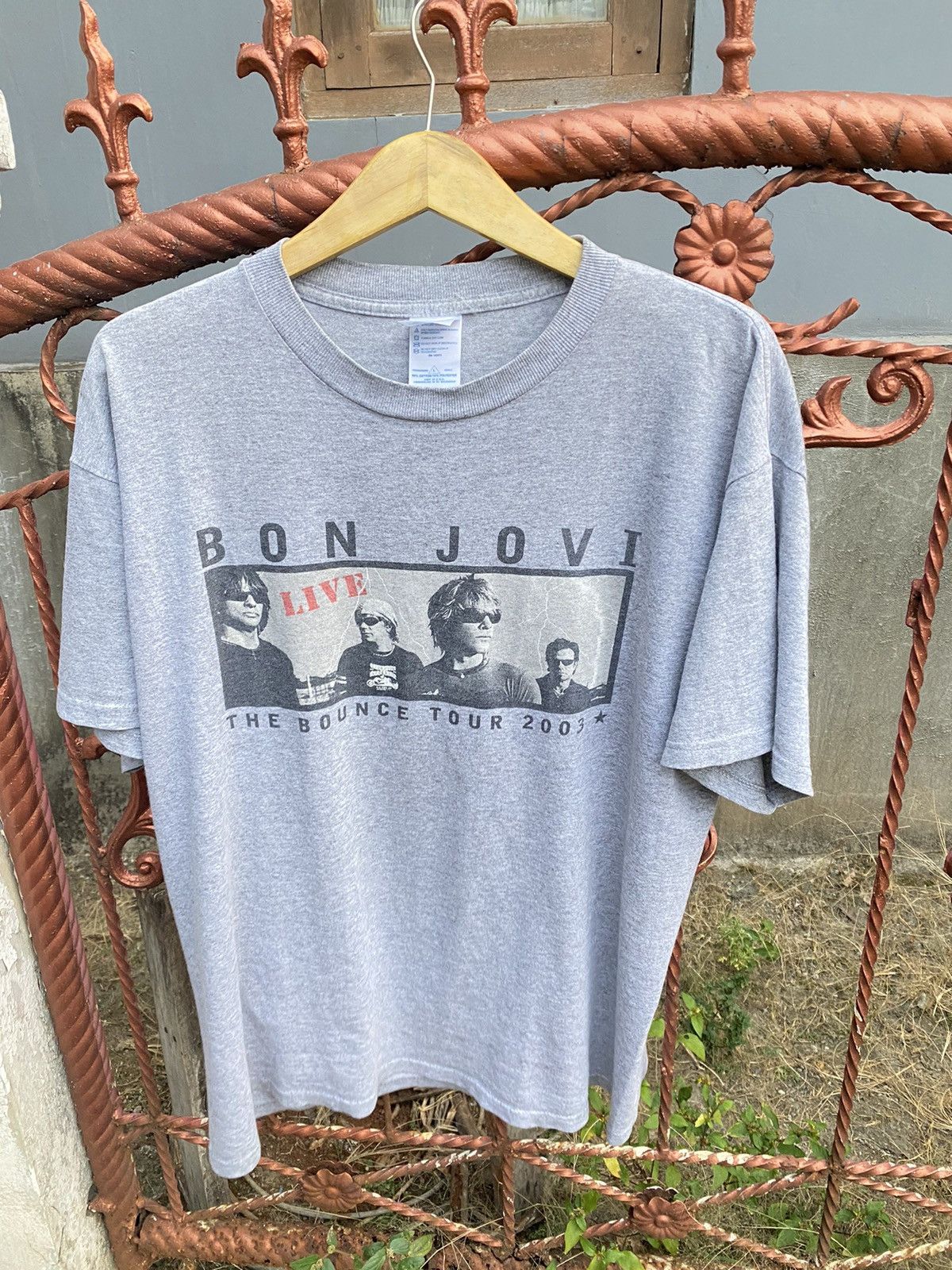 Band Tees × Other × Vintage BON JOVI WORLD TOUR 2003 VINTAGE Size US L / EU 52-54 / 3 - 1 Thumbnail
