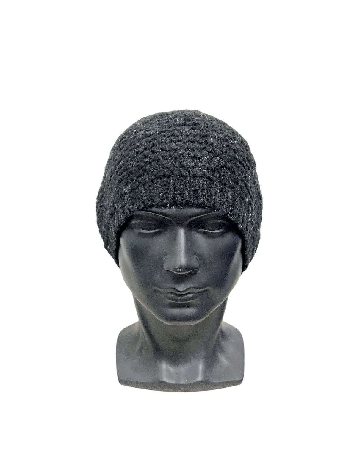 Vintage Vintage H&M Knit Beanie Hat Size ONE SIZE - 1 Thumbnail