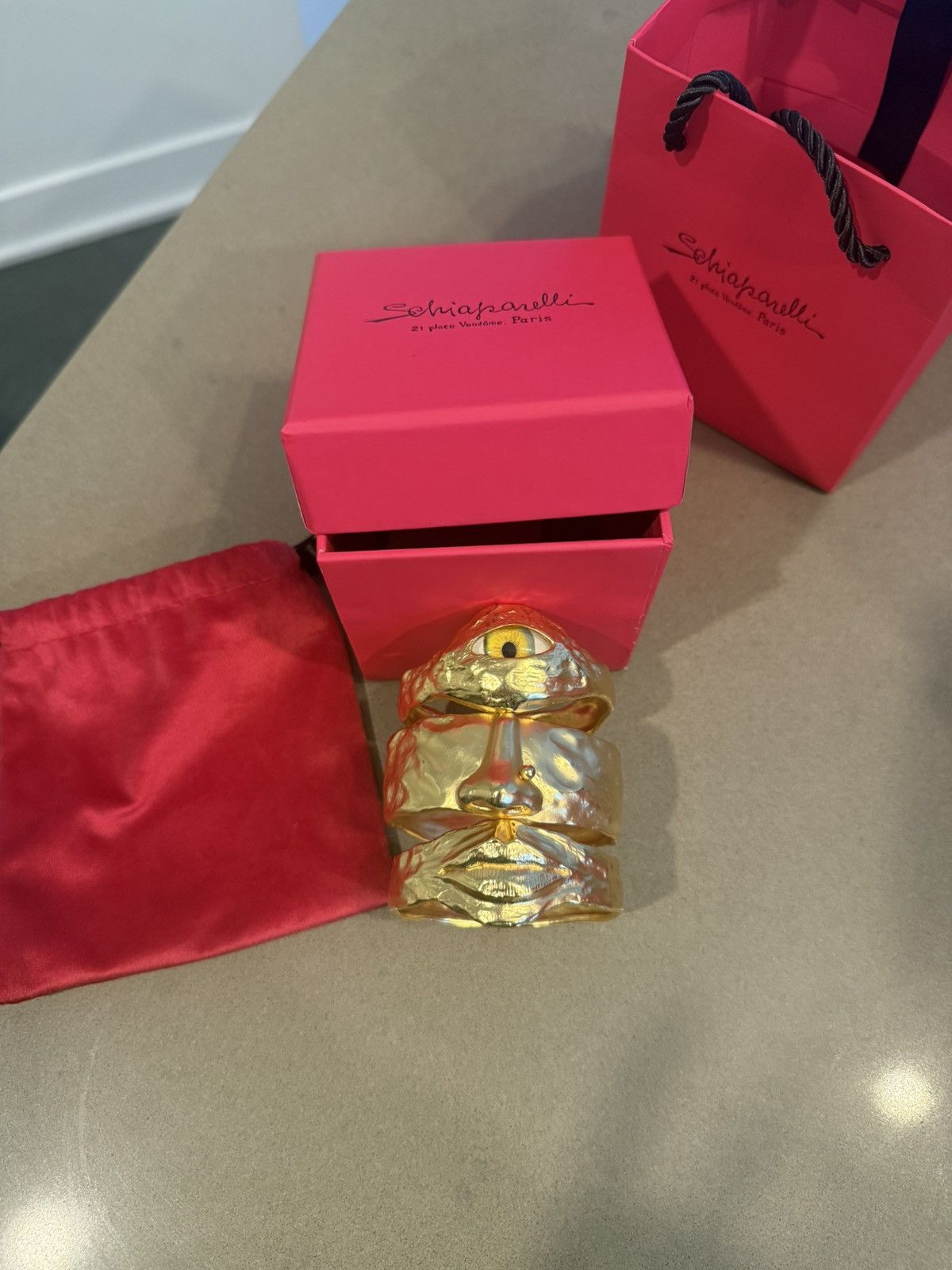 Schiaparelli 3 pièces Schiaparelli Hammered Gold Cuff Bracelet Size ONE SIZE - 2 Thumbnail